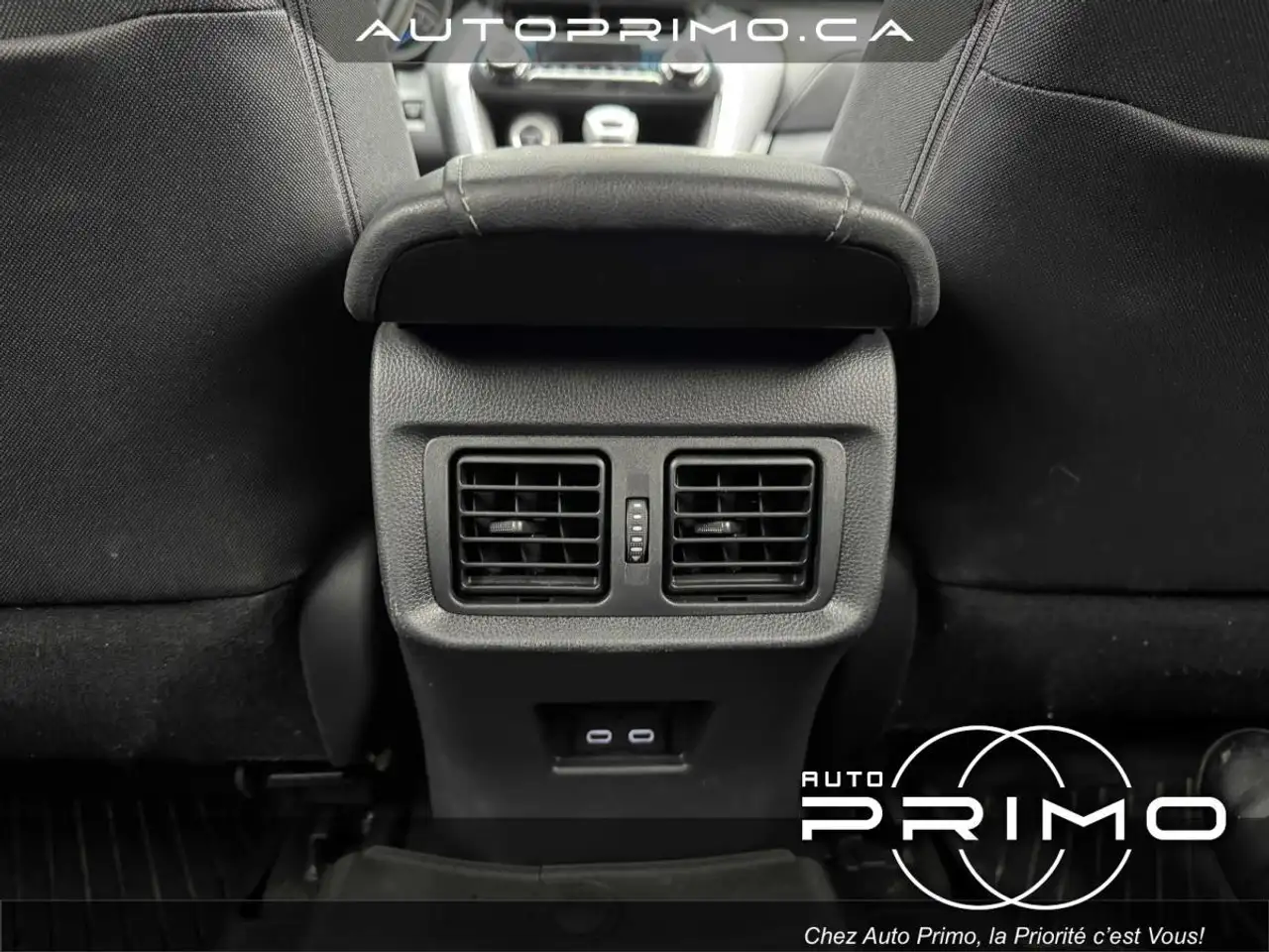 Toyota Venza снимка Toyota Venza