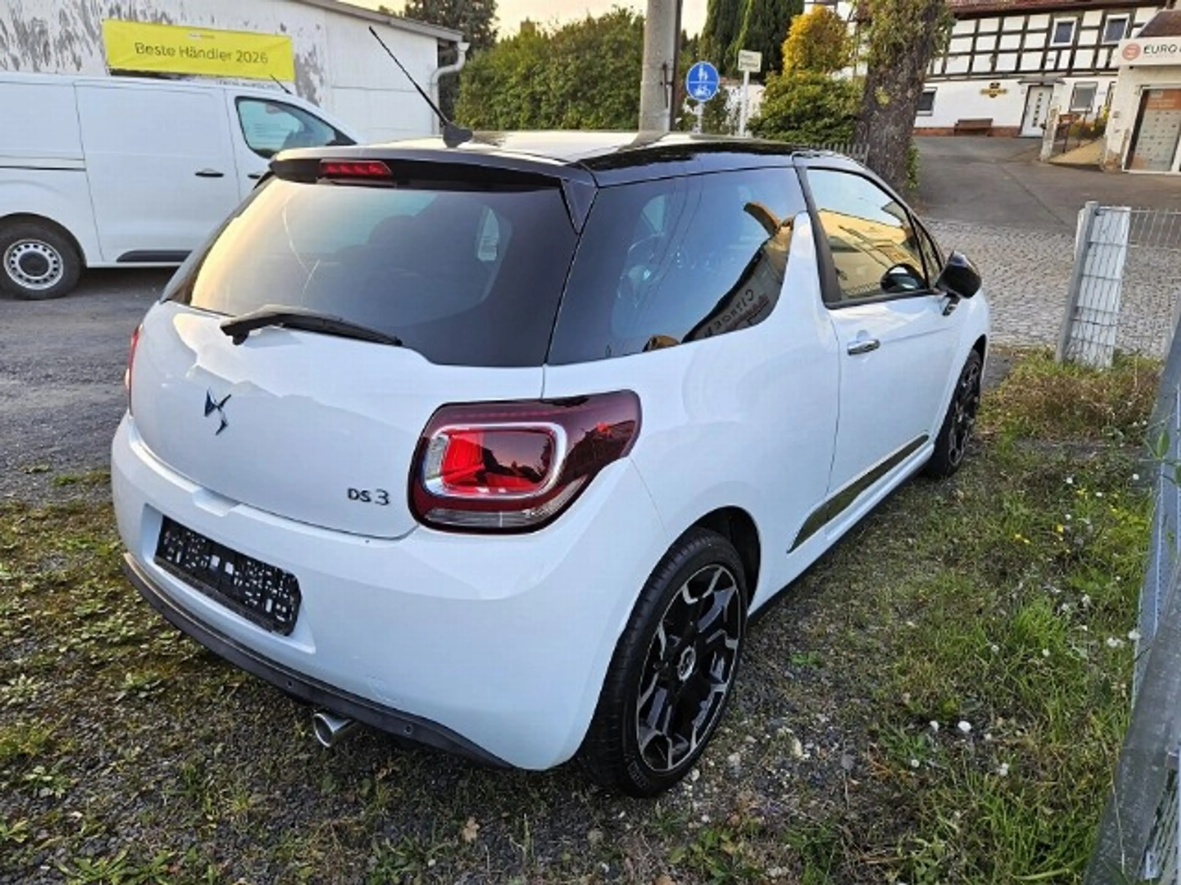 DS Automobiles DS 3 PureTech 110 Connect Chic Navi SHZ Soundsystem — photo 7