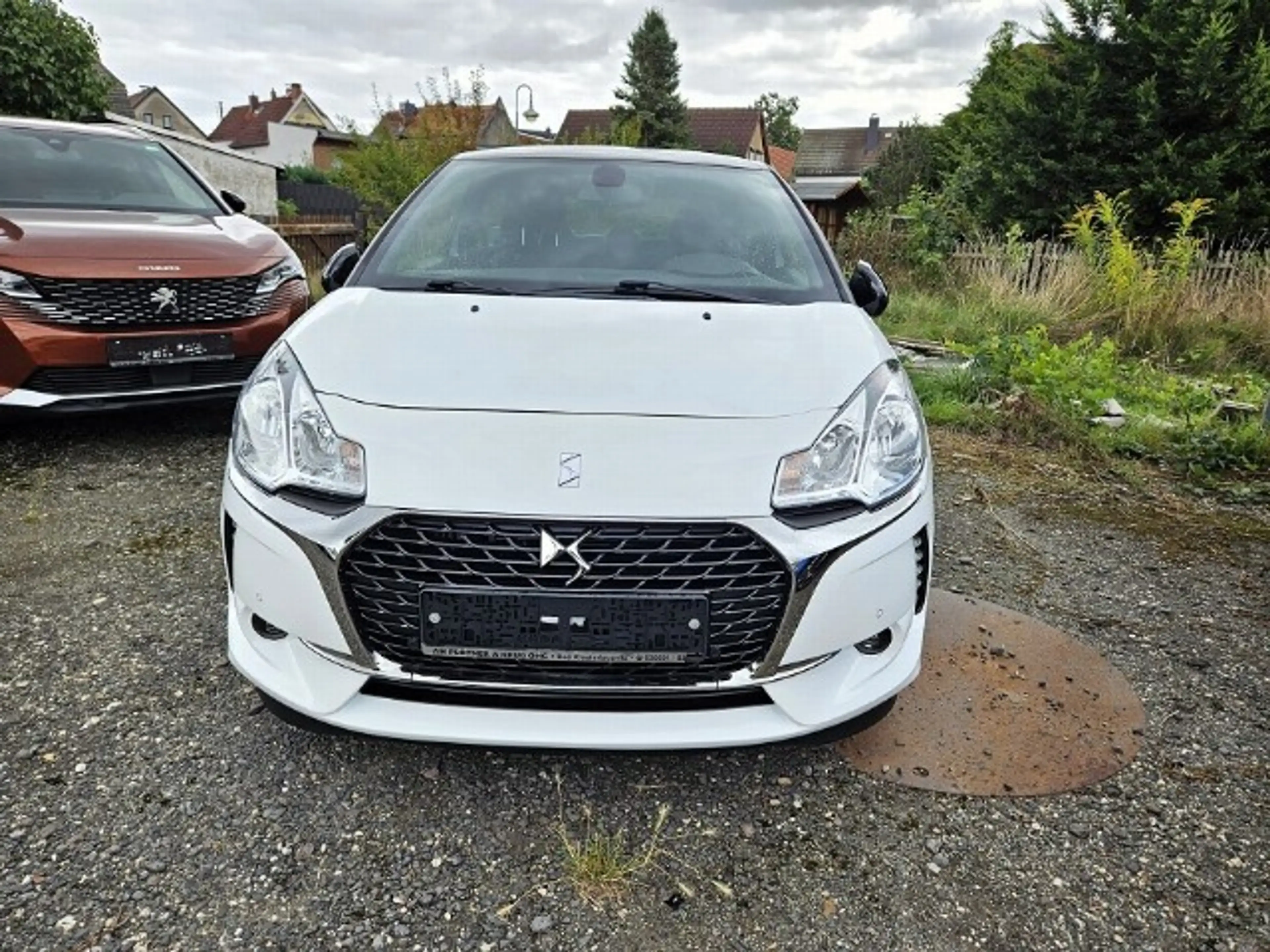 DS Automobiles DS 3 PureTech 110 Connect Chic Navi SHZ Soundsystem — photo 4