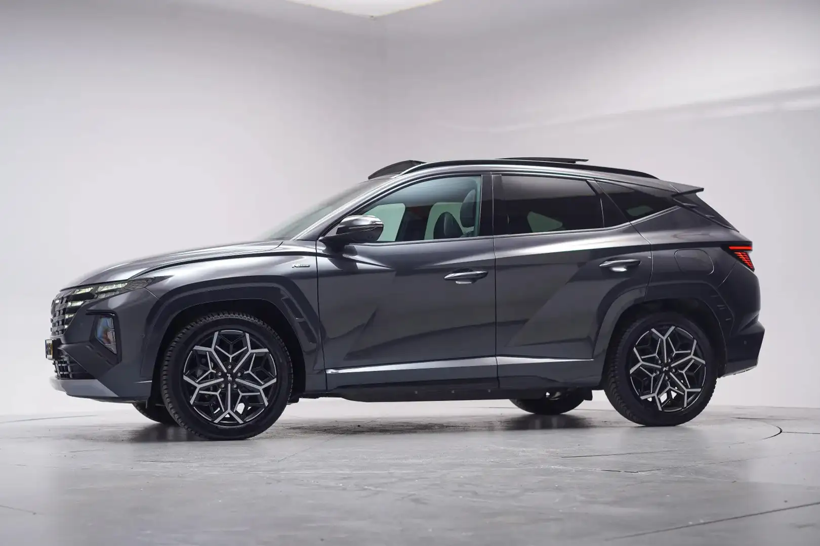 Hyundai TUCSON 1.6 T-GDI PHEV N Line Sky Aut. [ Panorama 360°cam Gris - 2