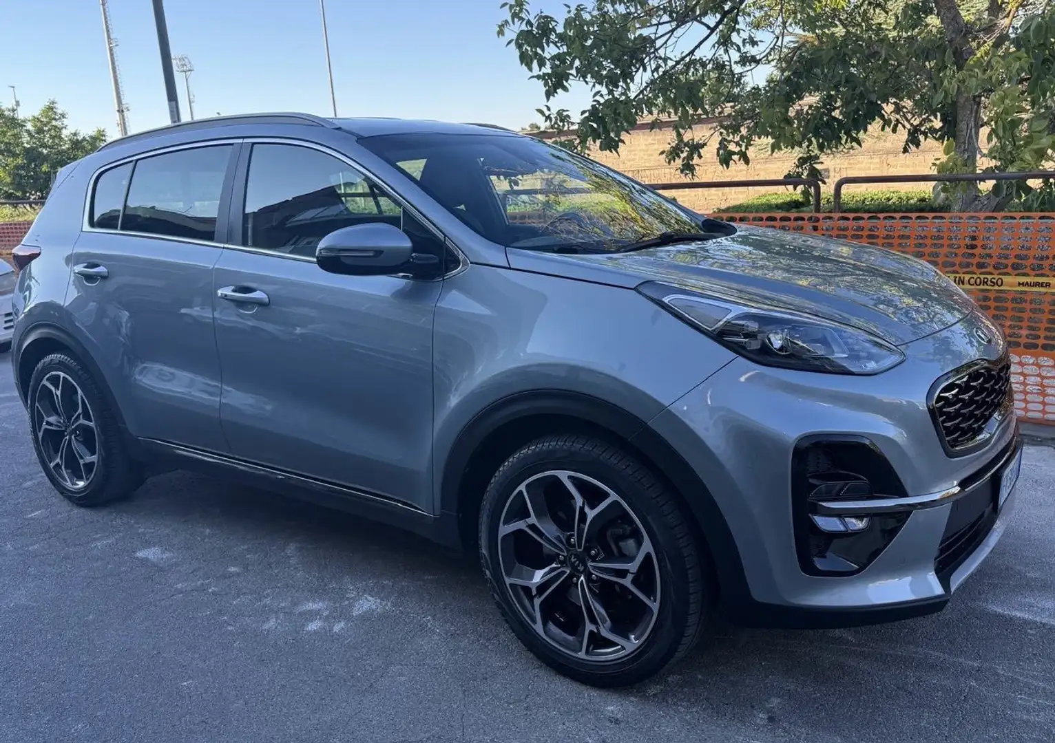 Kia Sportage 1.6 crdi mhev GT Line Premium 2wd 136cv dct7 Gris - 1
