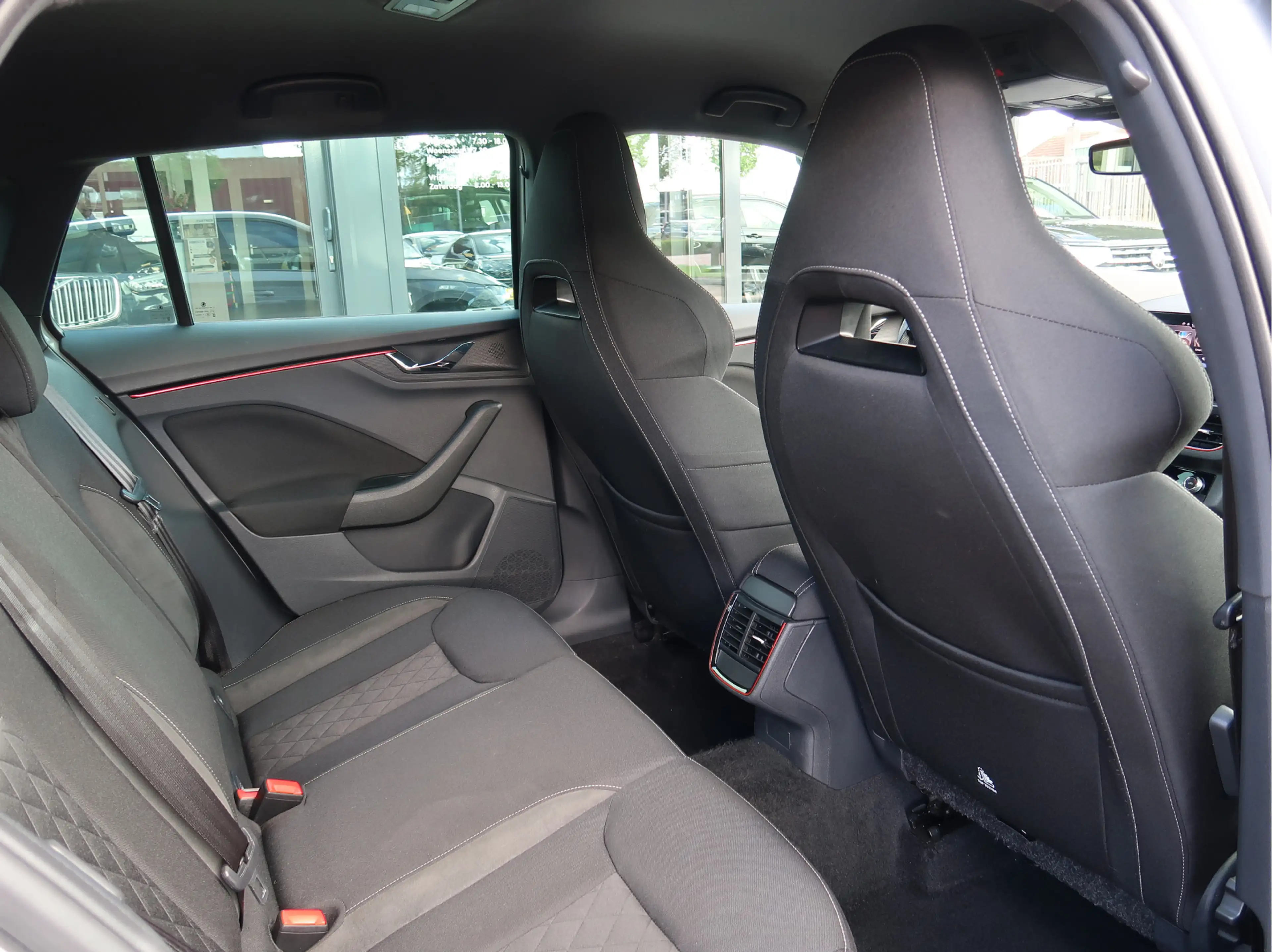 Skoda Scala 1.0 TSI DSG Sport Business — photo 15