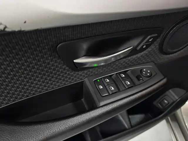 BMW 2 Series view 9