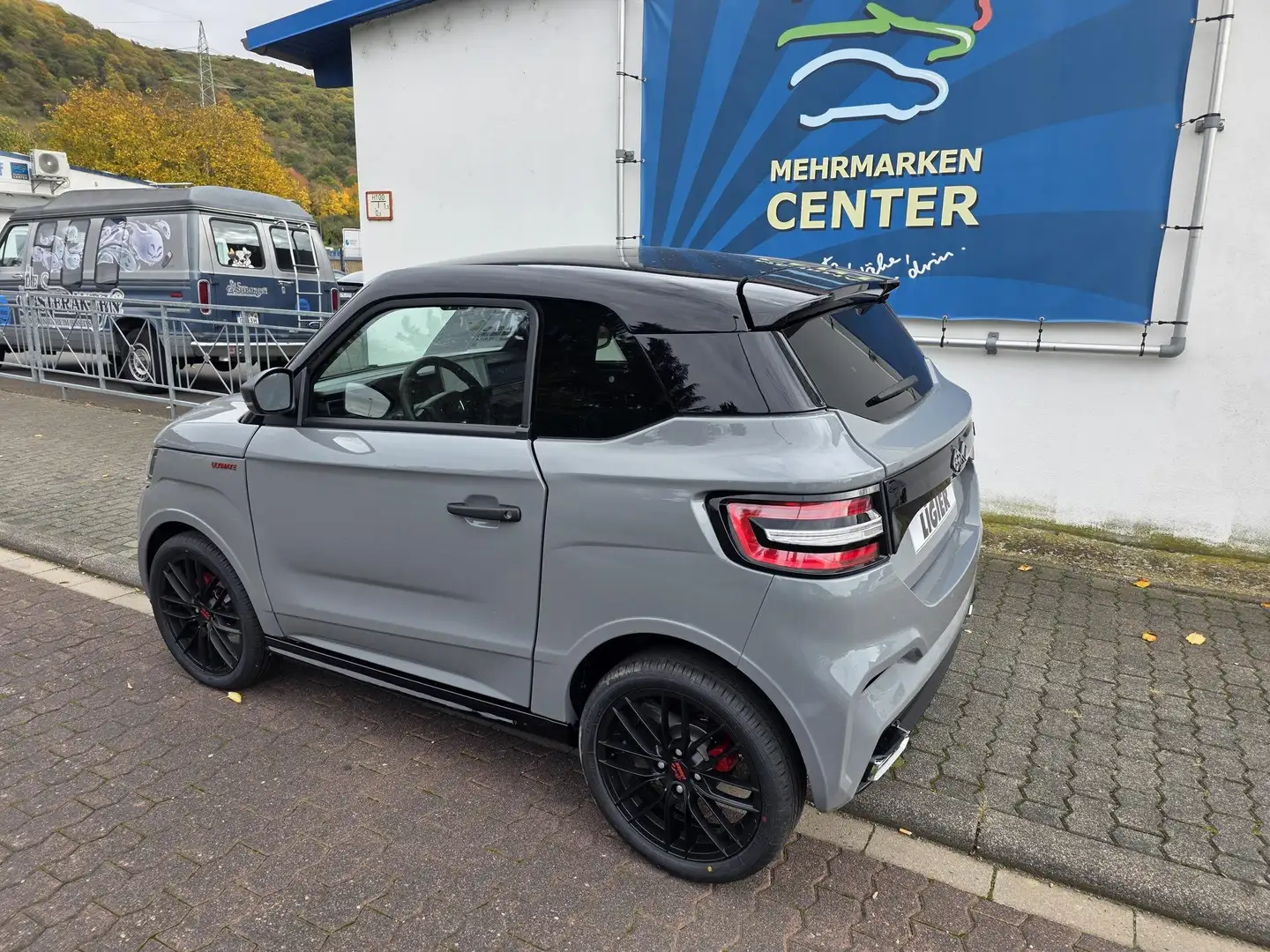 Ligier JS 50 Ultimate -sofort- REVO D+, Klima, Servo, Sitzhe... Grau - 2