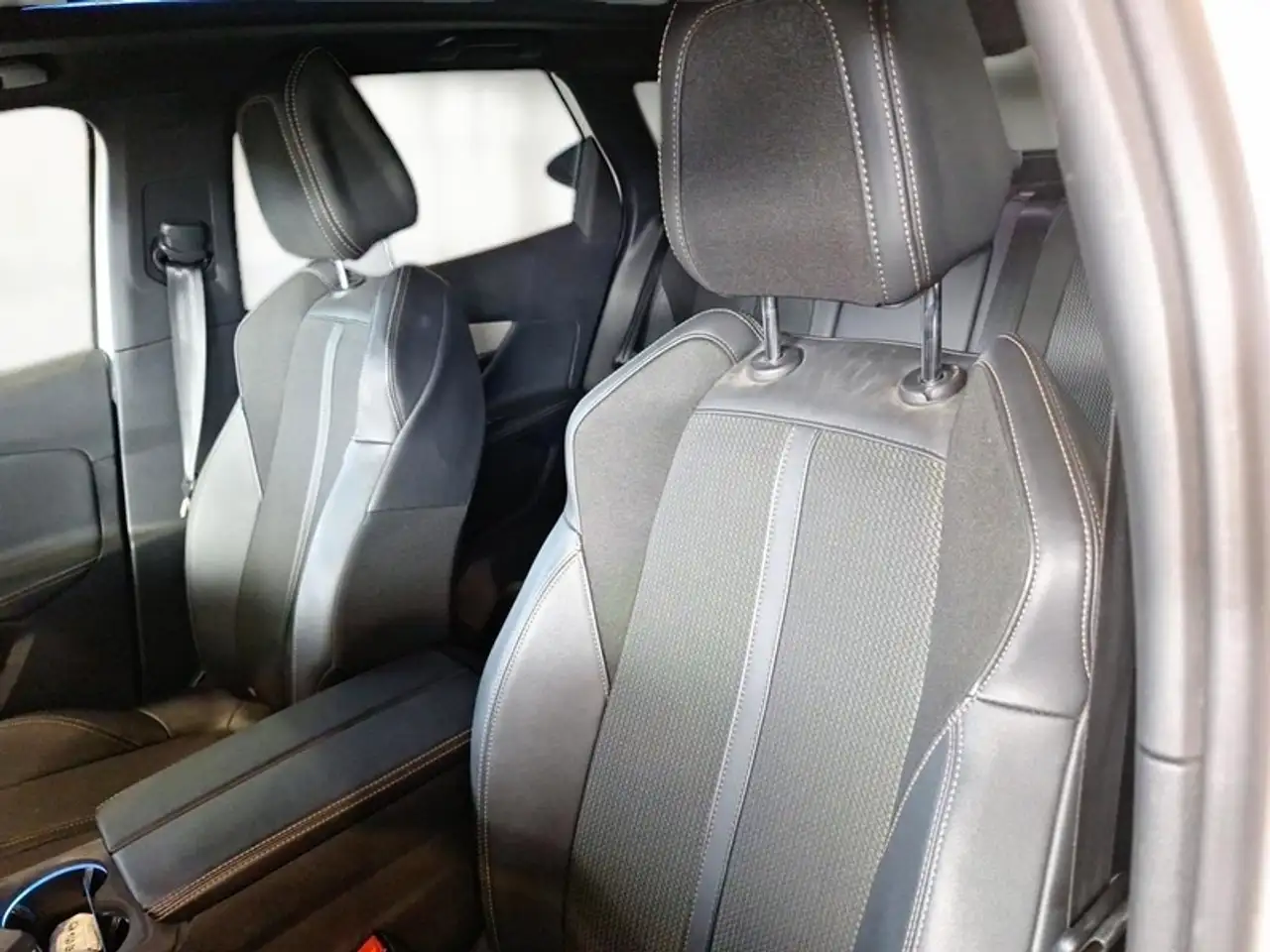 Peugeot 3008 BLUEHDI 130 SES EAT8 GT AUT. SUV, миниатюра 9