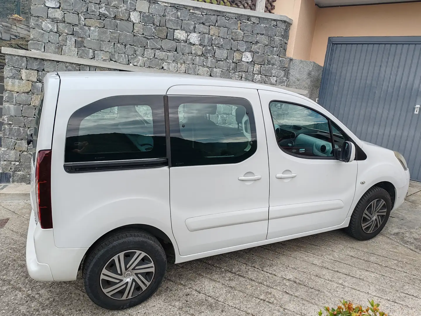 Citroen Berlingo Berlingo 1.6 hdi m-space c/radio 90cv E5 Bianco - 2