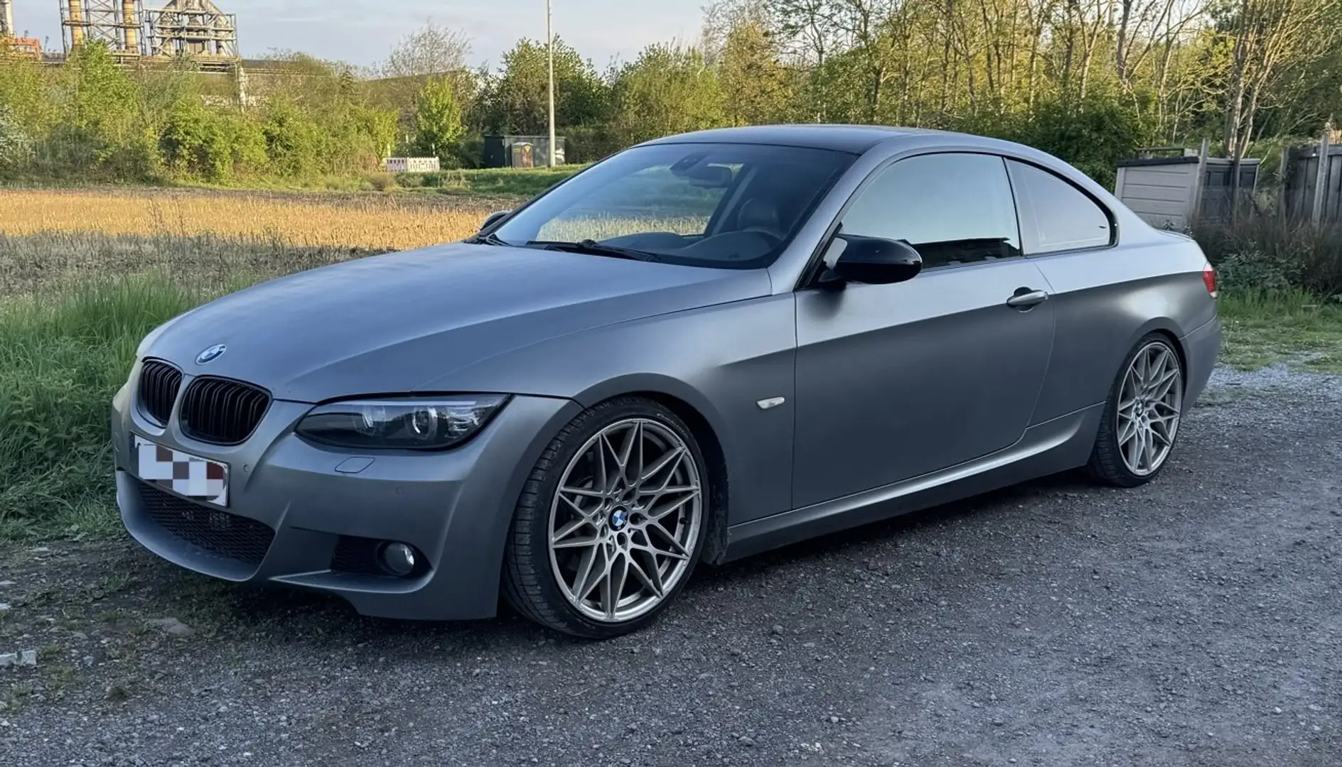 BMW 325 325i - 1