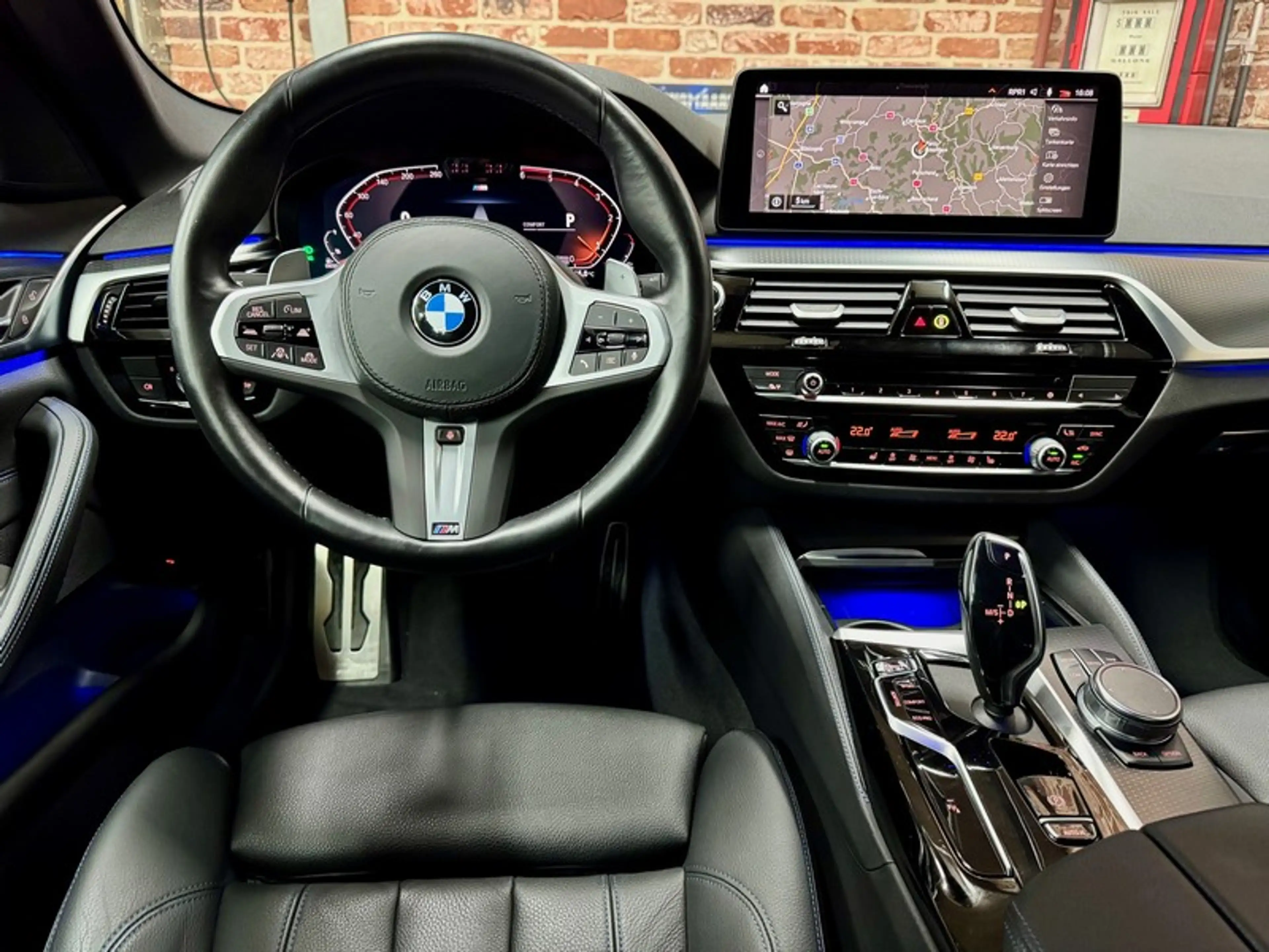 BMW 540 540dA Touring 3.0 340cv Auto xDrive M-SPORT — photo 4