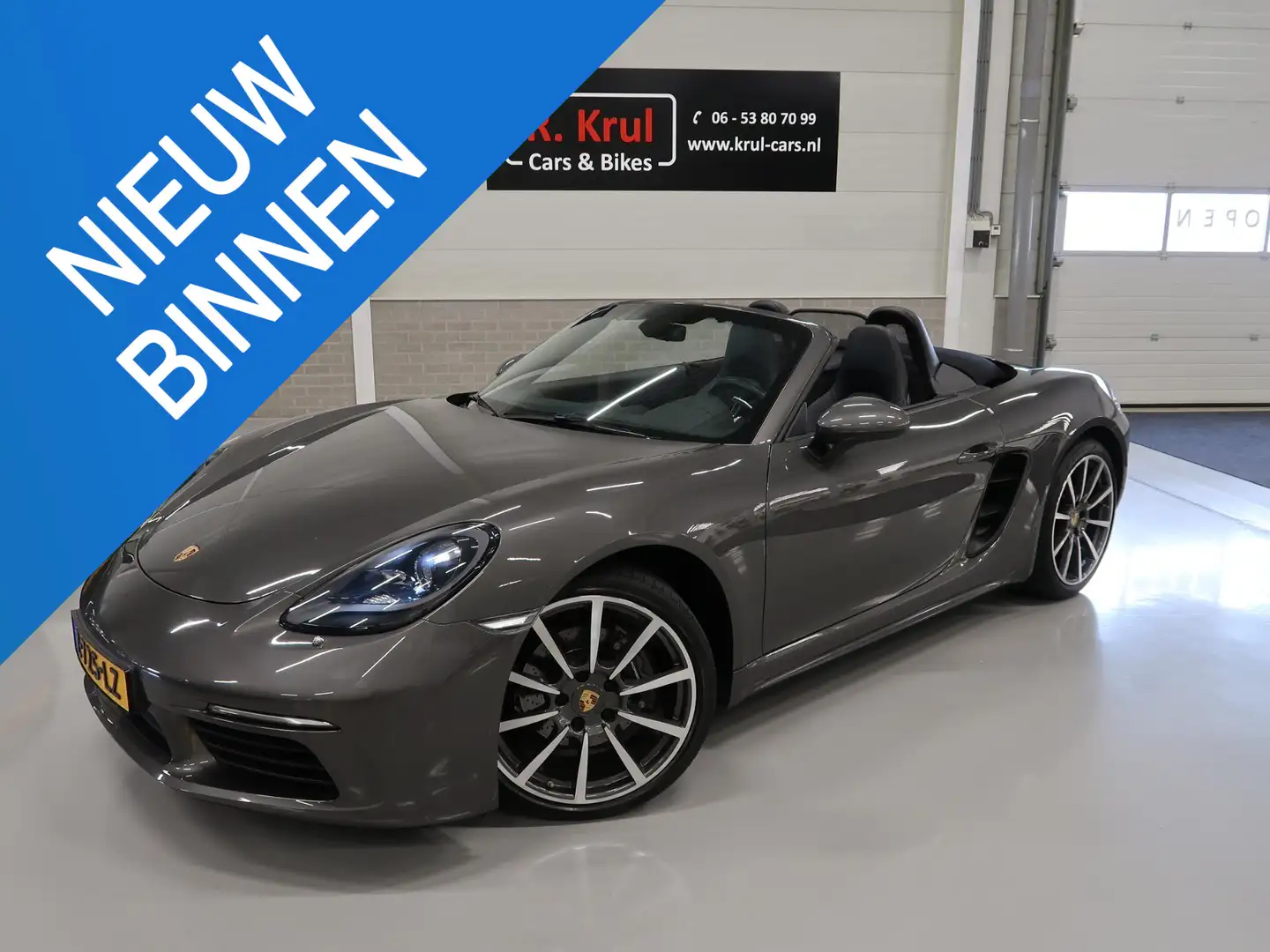 Porsche 718 Boxster 2.0 Turbo 370pk Automaat PDK Navigatie Spo Grijs - 1
