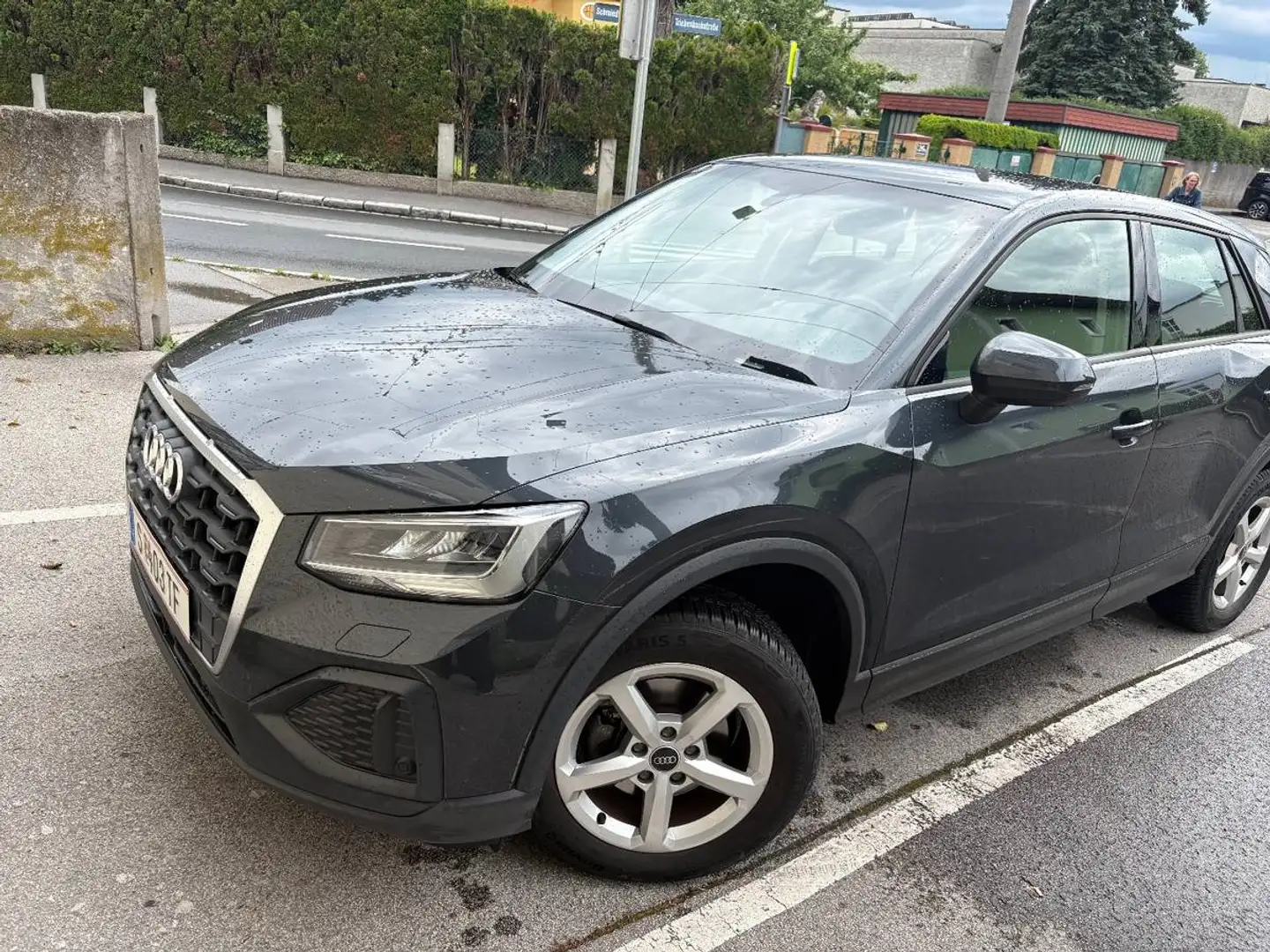Audi Q2 Q2 30 TFSI intense intense Grau - 1