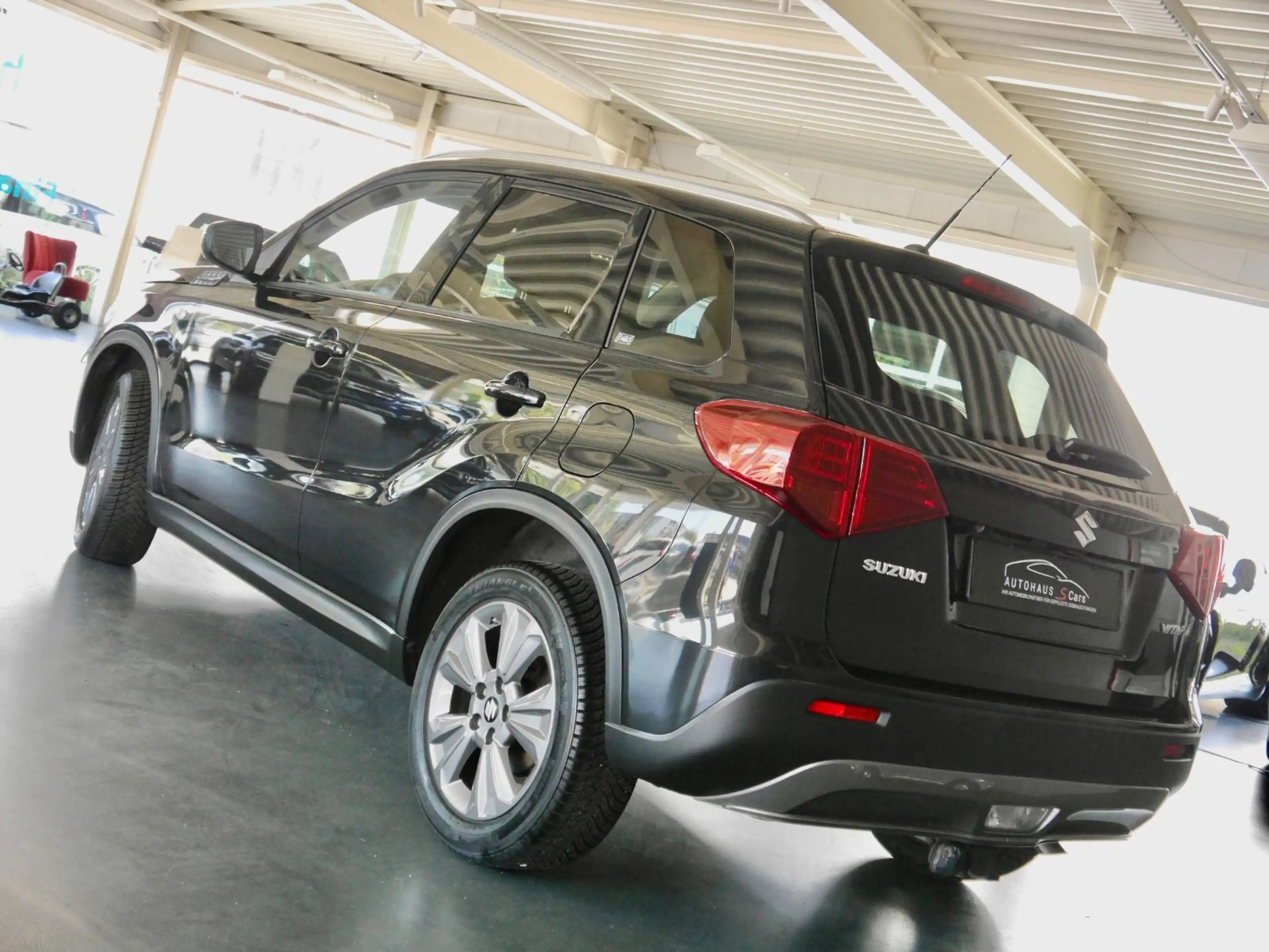 Suzuki Vitara 1.4 Comfort*Navi*R.Kamera*AHK* — photo 6