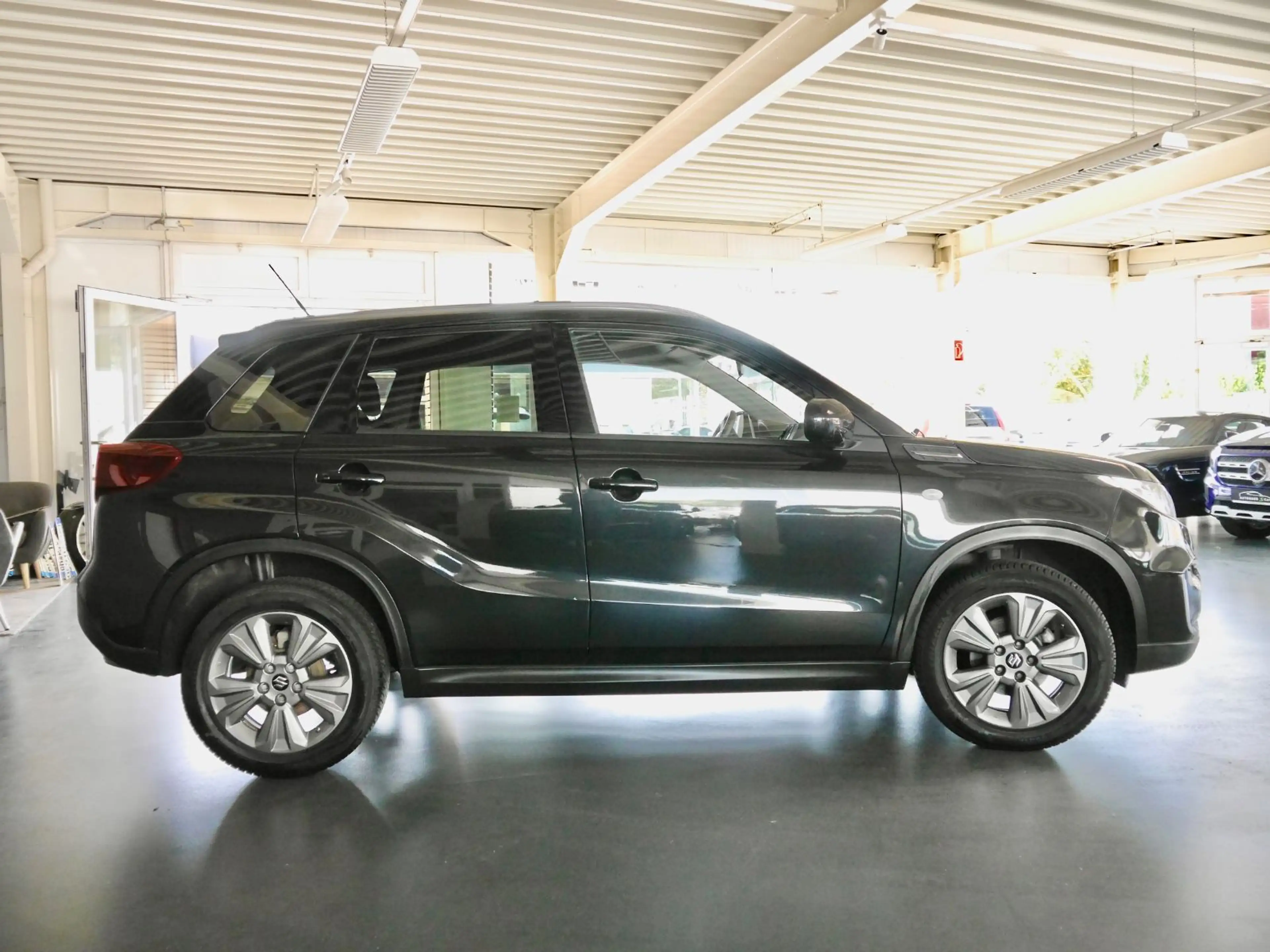 Suzuki Vitara 1.4 Comfort*Navi*R.Kamera*AHK* — photo 5