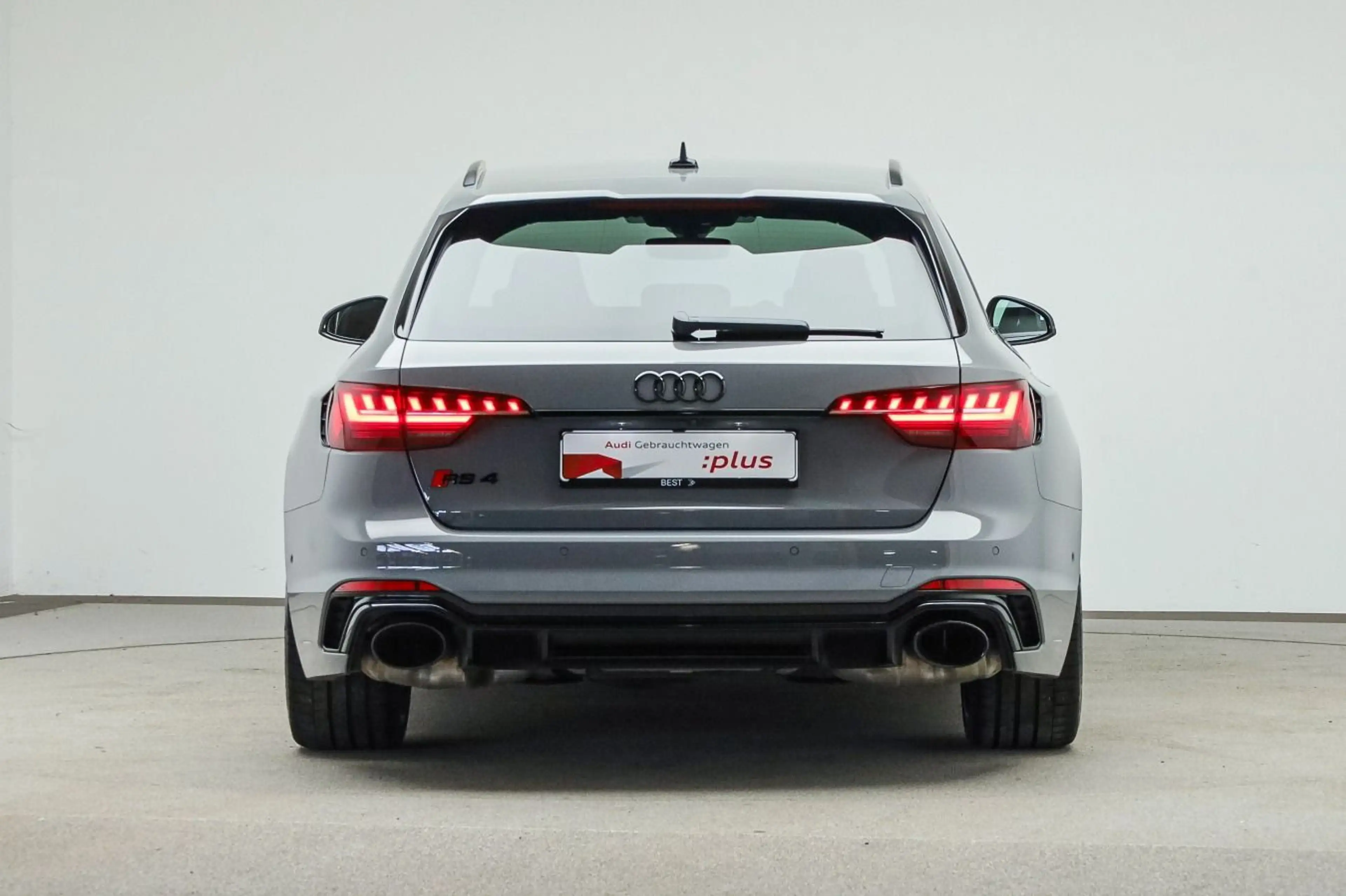 Audi RS4 HUD, Dynamic Ride, Tour, RS-Abgas, B& — photo 5
