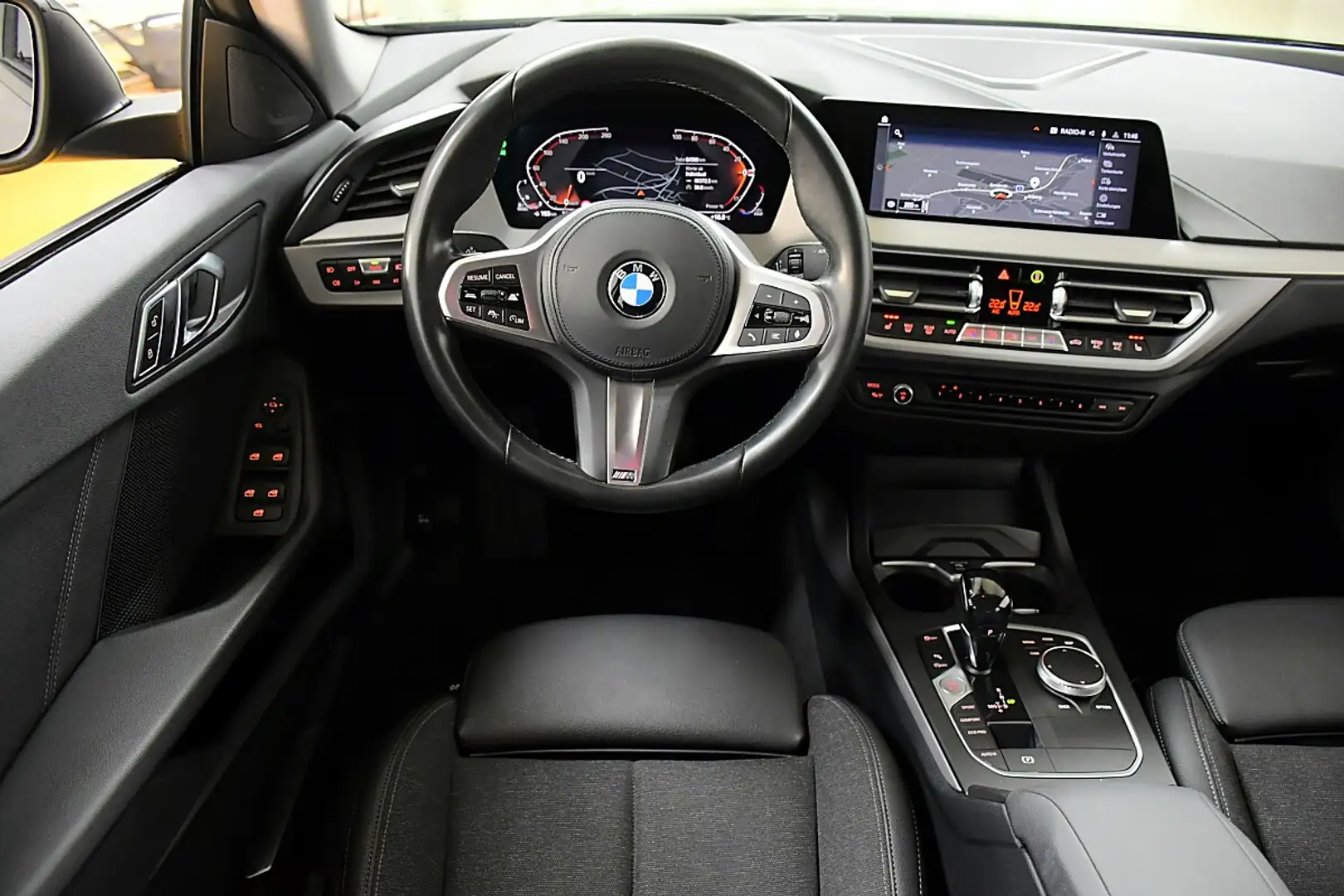 BMW 218 d Gran Coupe Aut. Grau - 2