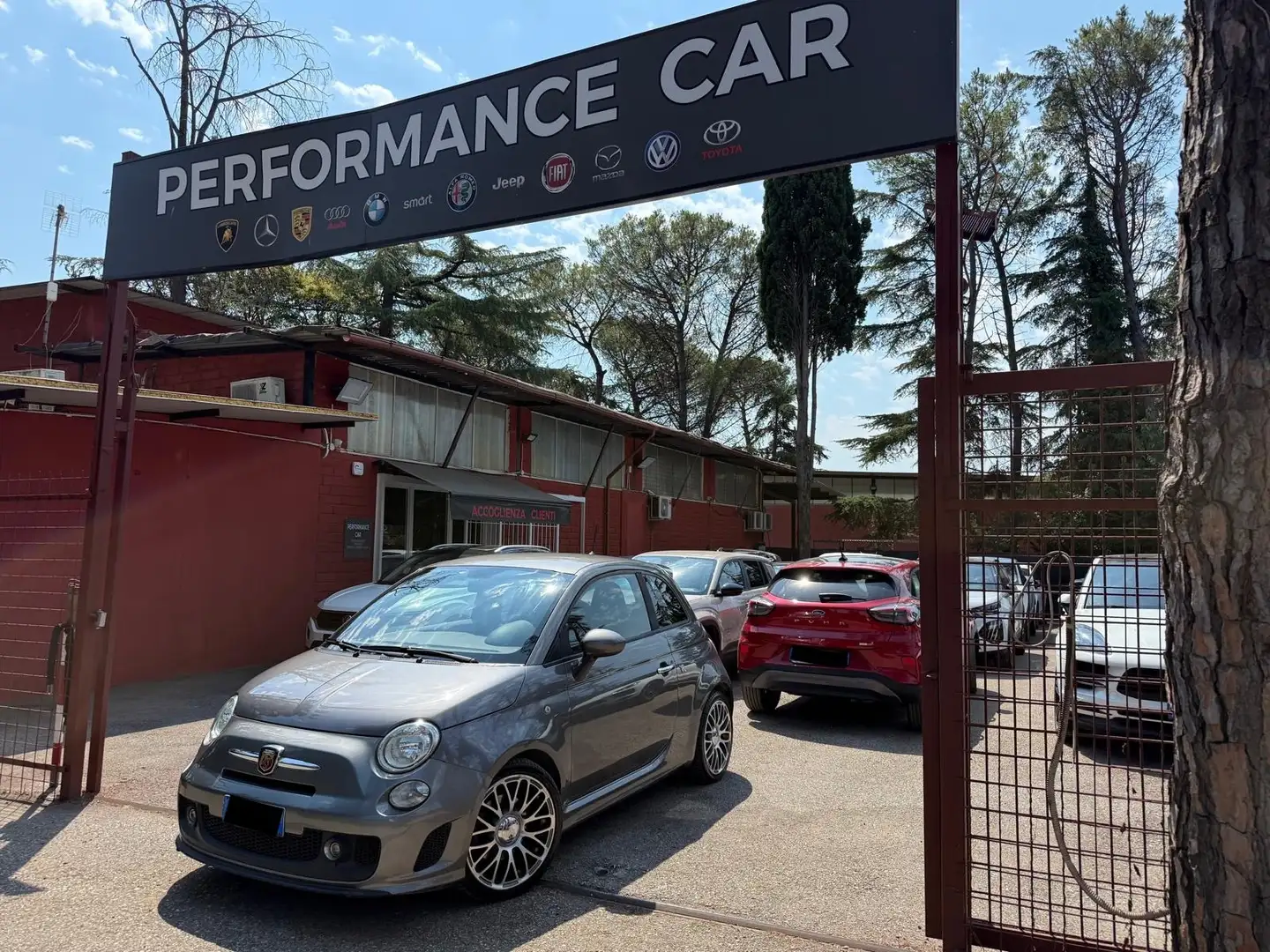 Abarth 500 500 1.4 16v t. t-jet (custom)140cv mta E6 Gris - 1