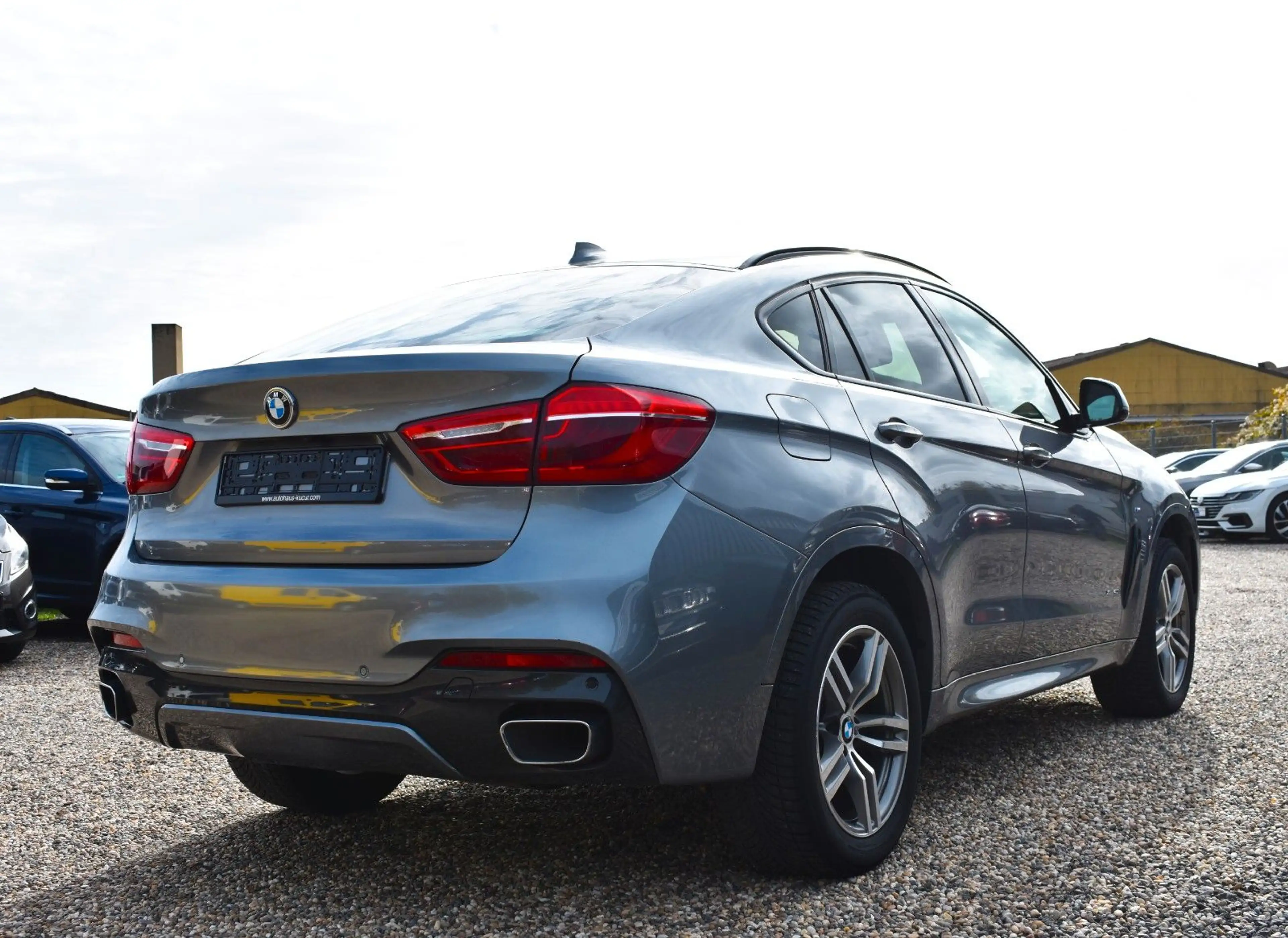 BMW X6 xDrive 40d M-SPORT/KEYLESS/HUD/AHK/KAMERA/ACC — photo 3