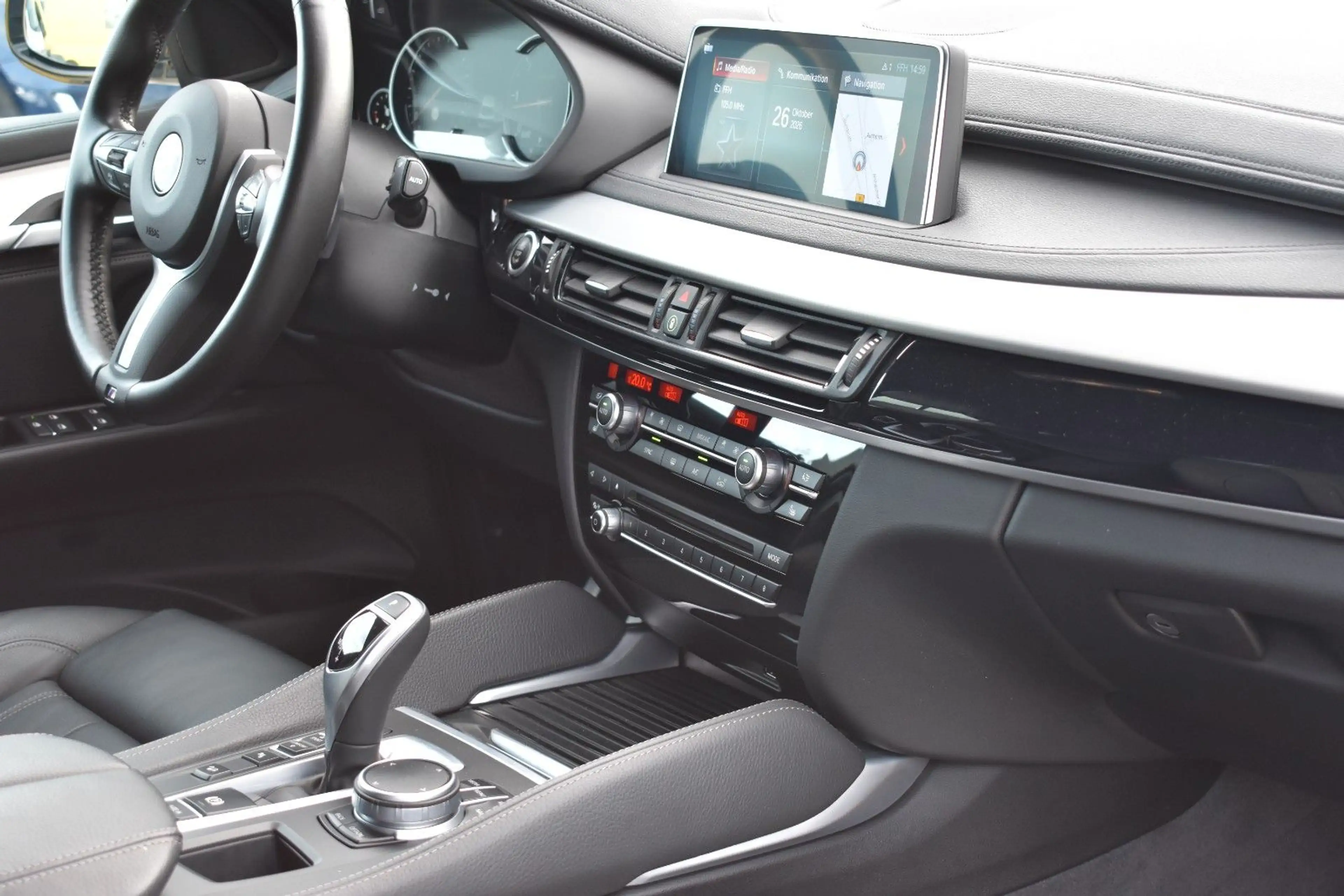 BMW X6 xDrive 40d M-SPORT/KEYLESS/HUD/AHK/KAMERA/ACC — photo 14