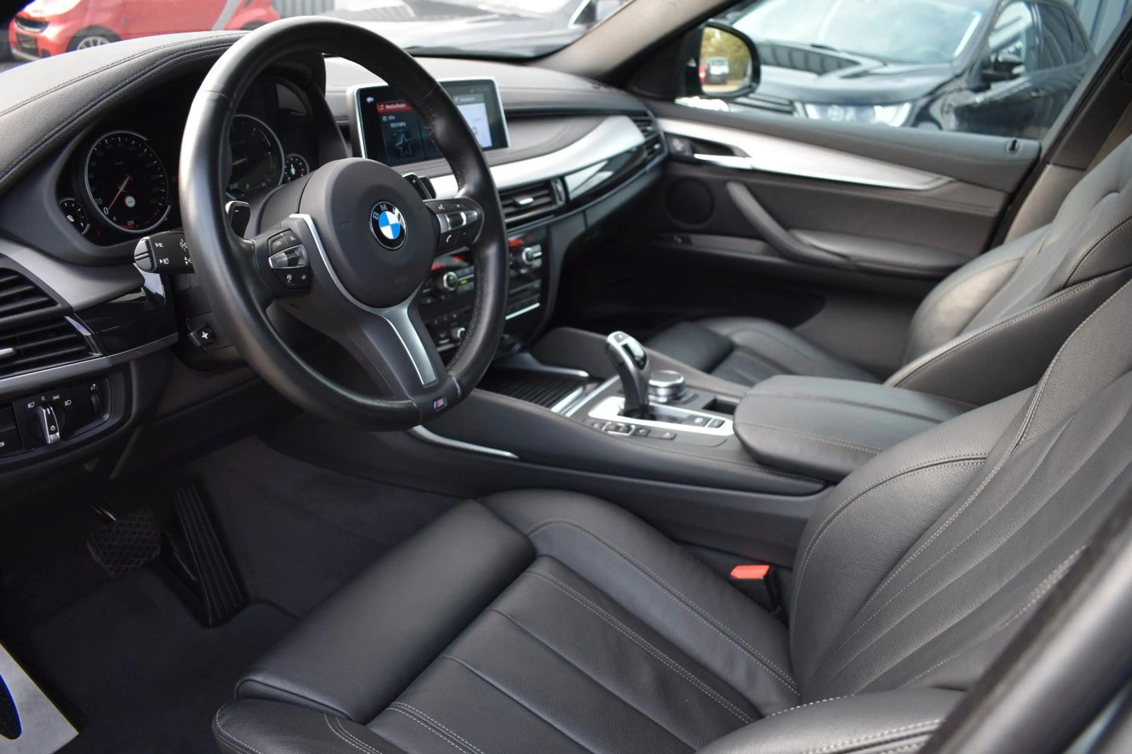 BMW X6 xDrive 40d M-SPORT/KEYLESS/HUD/AHK/KAMERA/ACC — photo 8