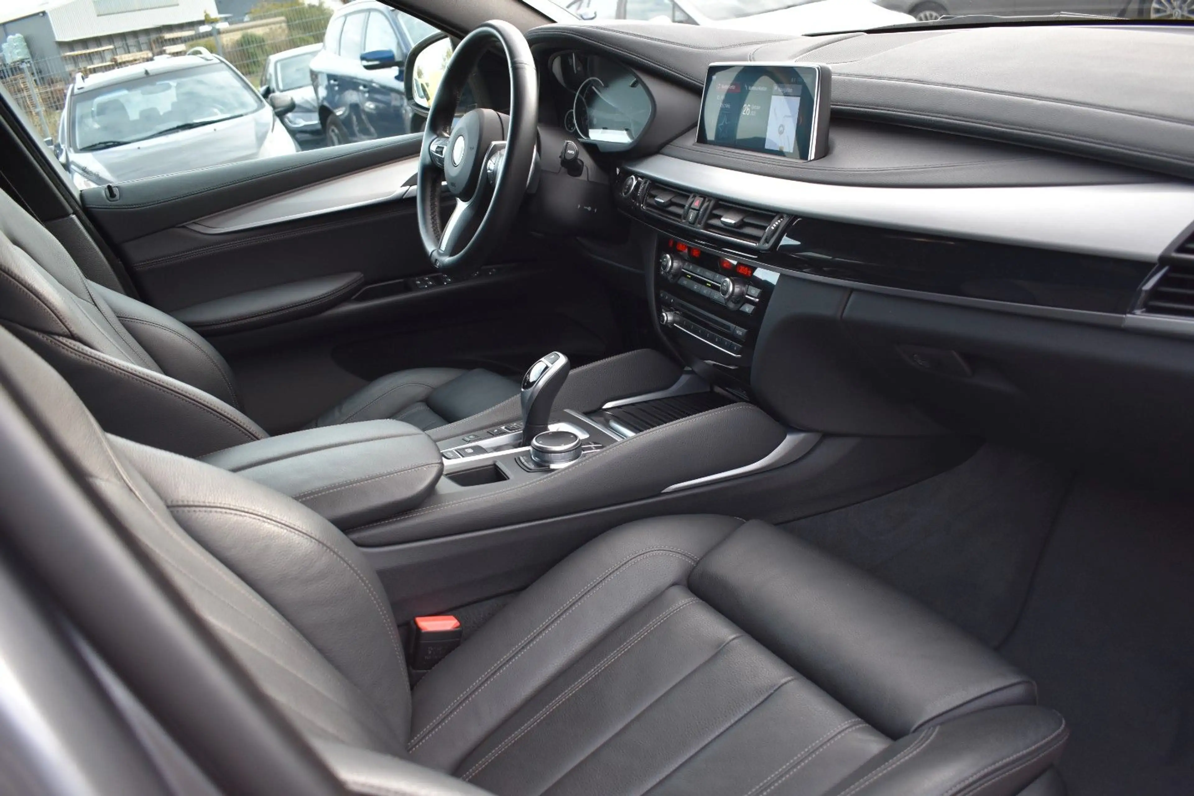 BMW X6 xDrive 40d M-SPORT/KEYLESS/HUD/AHK/KAMERA/ACC — photo 7