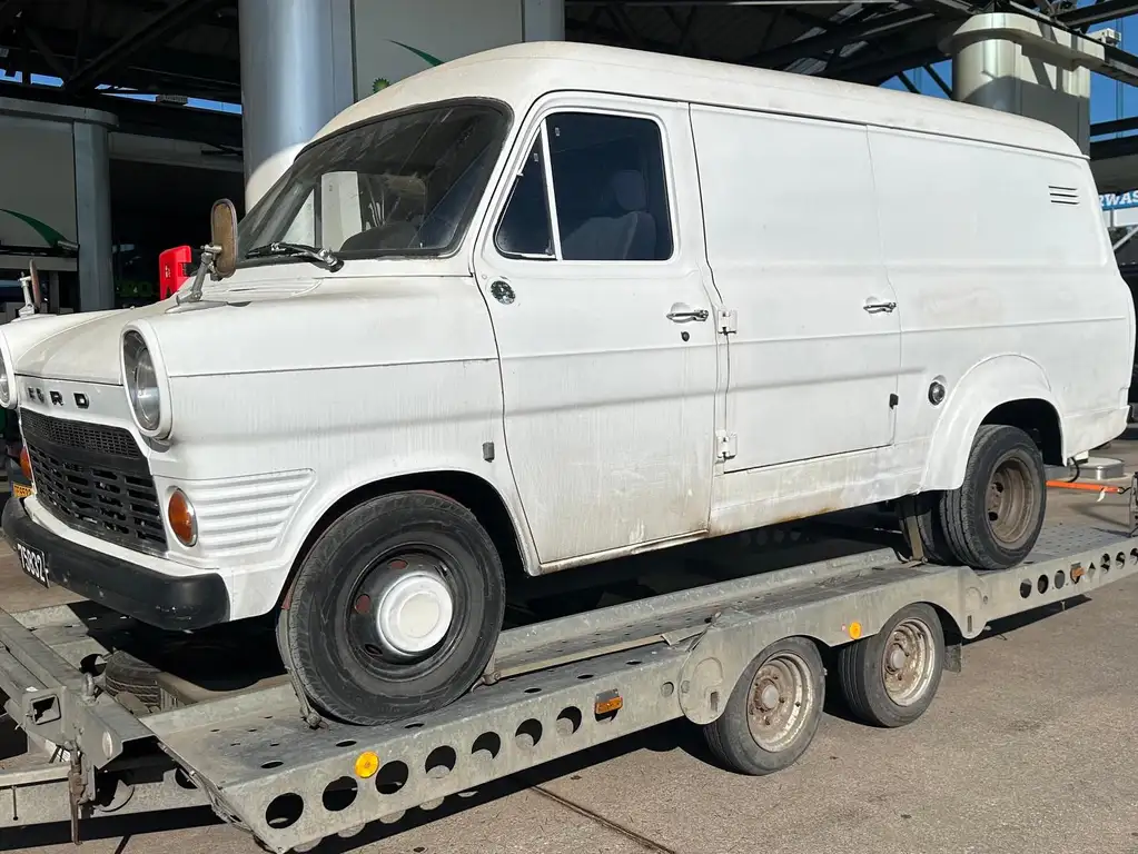 Ford Transit 1967 из Европы — купить под ключ
