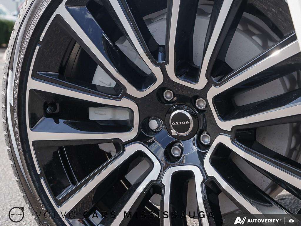 2026 Volvo XC90 B6 AWD Plus Bright Theme 7-Seater thumb 33