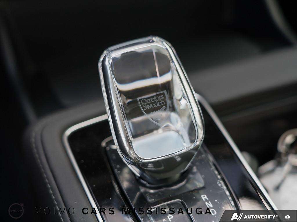 2026 Volvo XC90 B6 AWD Plus Bright Theme 7-Seater thumb 46