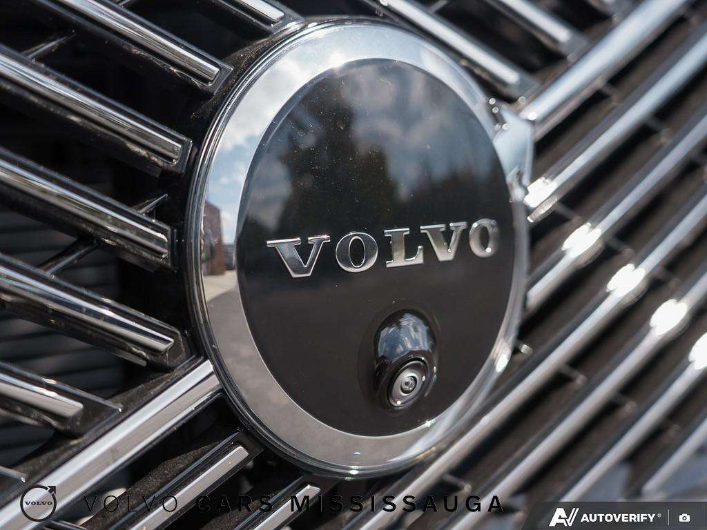 2026 Volvo XC90 B6 AWD Plus Bright Theme 7-Seater thumb 36