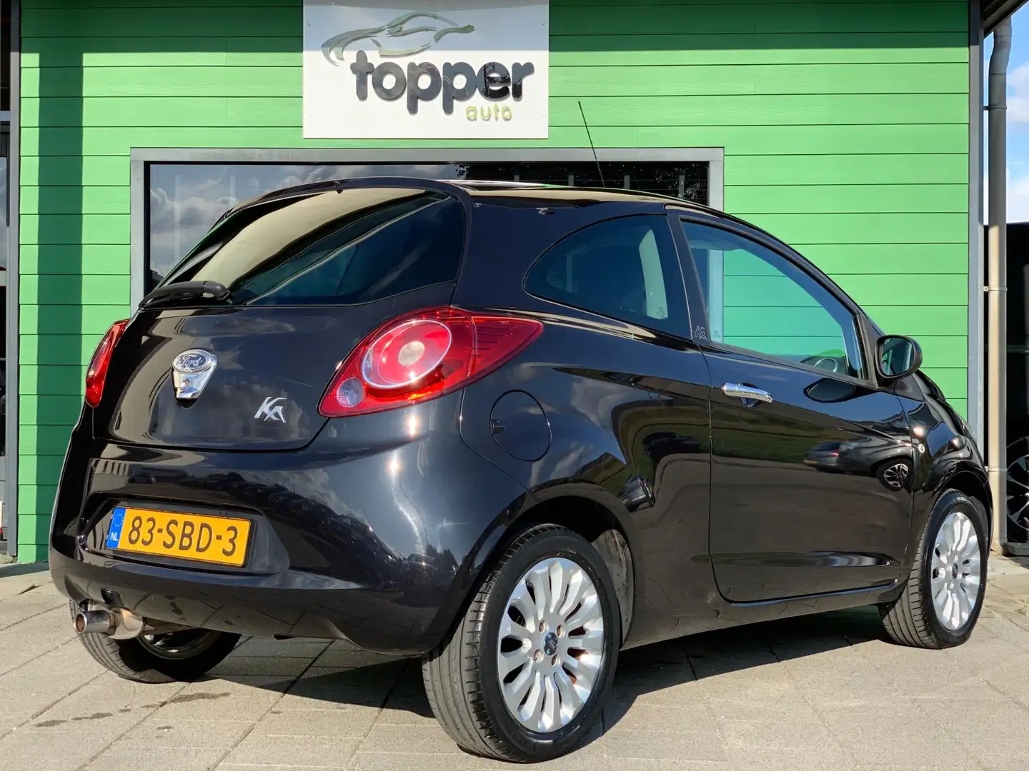 Ford Ka/Ka+ 1.2 Titanium X start/stop | Met Nieuwe APK | Airco Zwart - 2