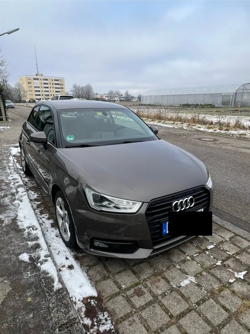 Audi A1 sport Braun - 1