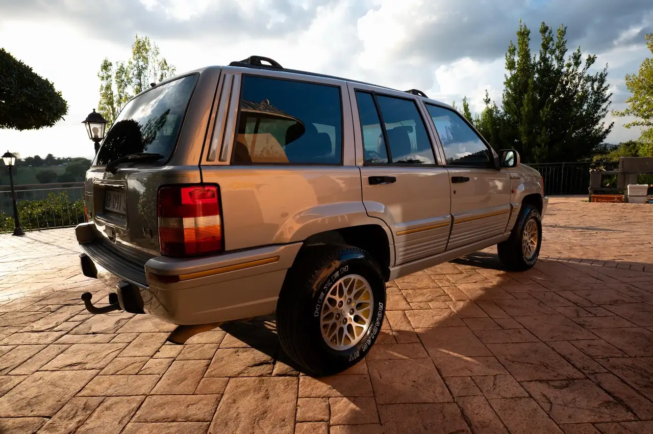 Jeep Grand Cherokee 5.2 Limited auto, foto 2