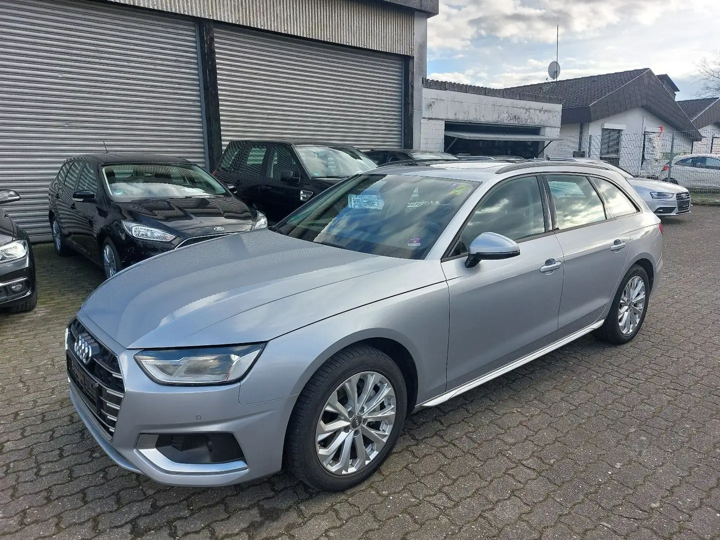 Audi A4 Avant 40 TDI advanced Argento - 1