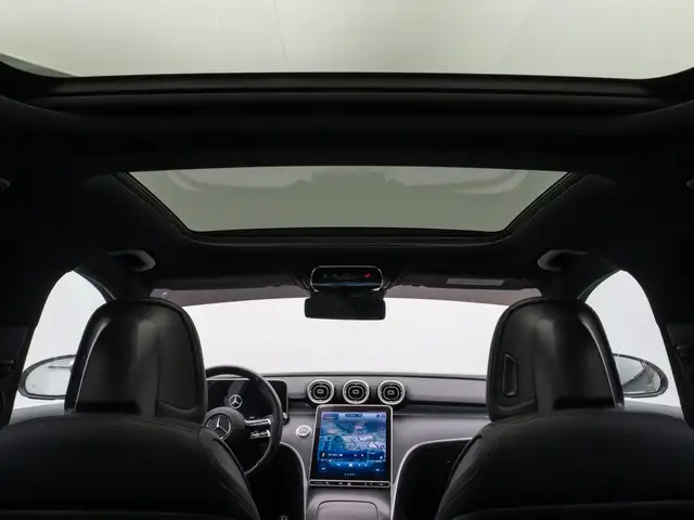 Mercedes-Benz C-Class view 29