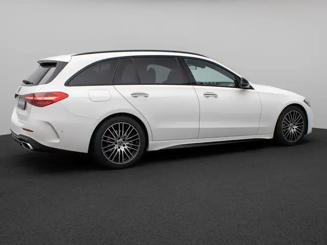 Mercedes-Benz C-Class view 6