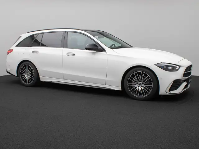 Mercedes-Benz C-Class view 4