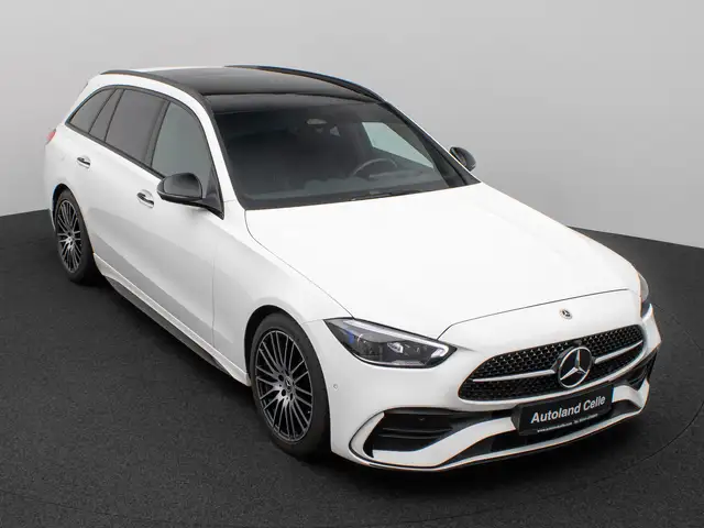 Mercedes-Benz C-Class view 3