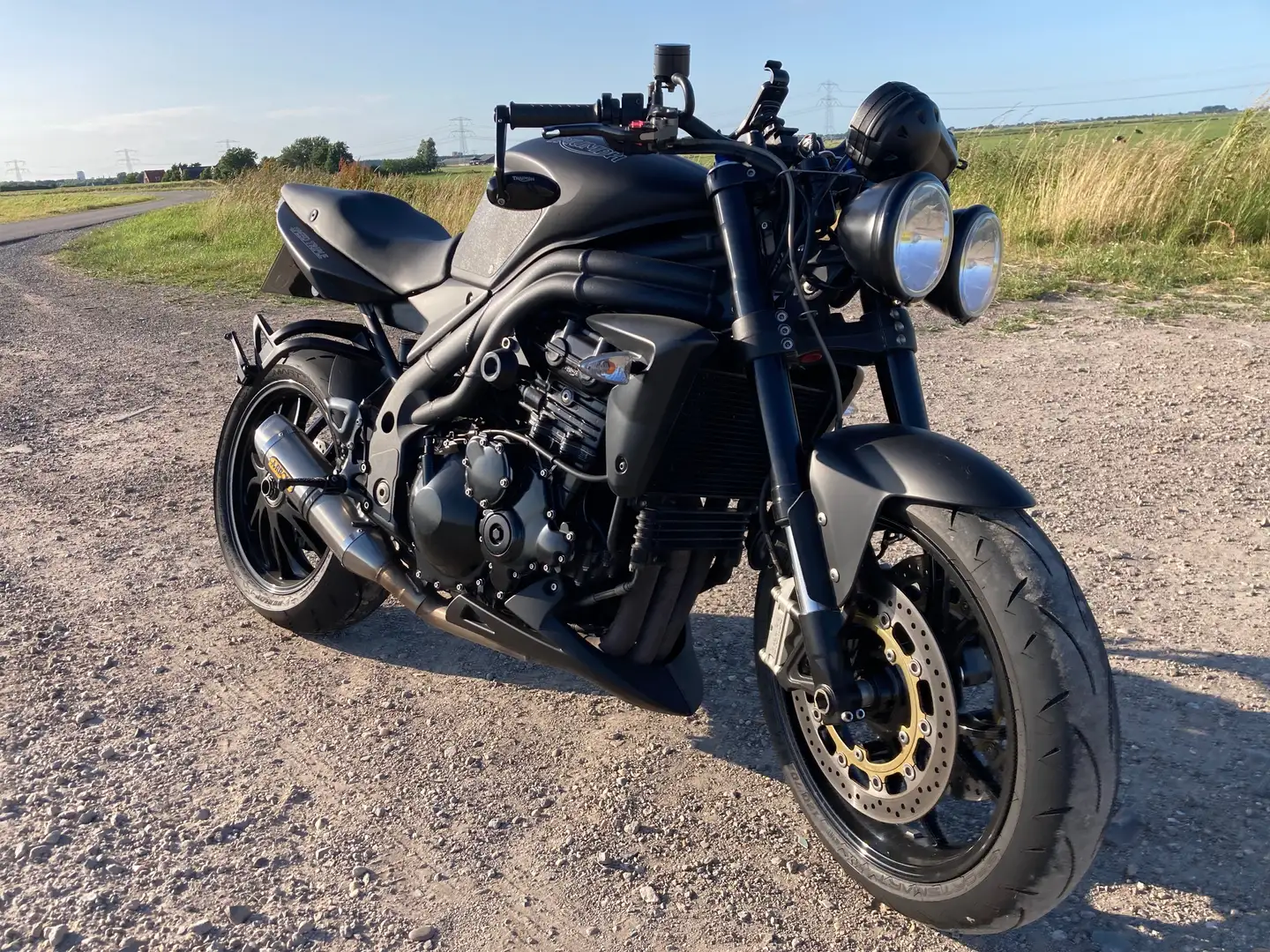 Triumph Speed Triple 1050 Zwart - 1