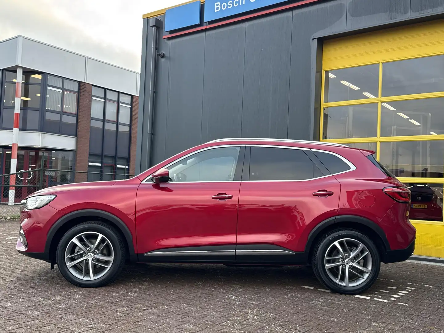 MG EHS 1.5 TGDI Edition1 Rouge - 2