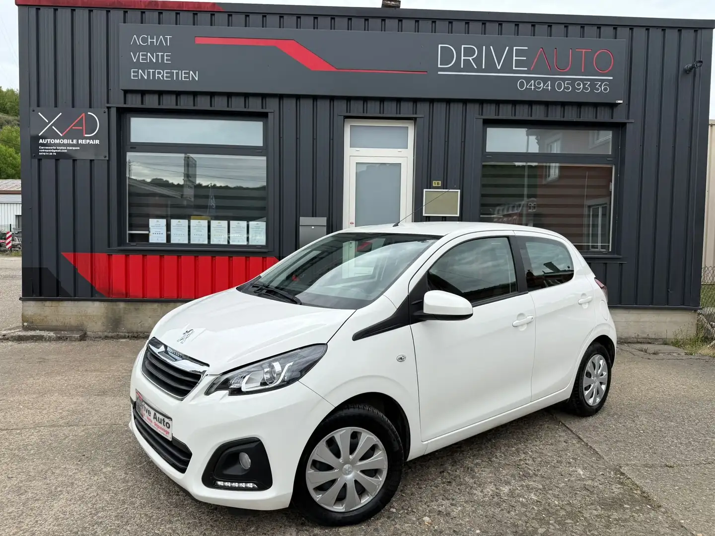 Peugeot 108 1.0 Essence / Led / Ecran / Airco / Bluetooth / Weiß - 1