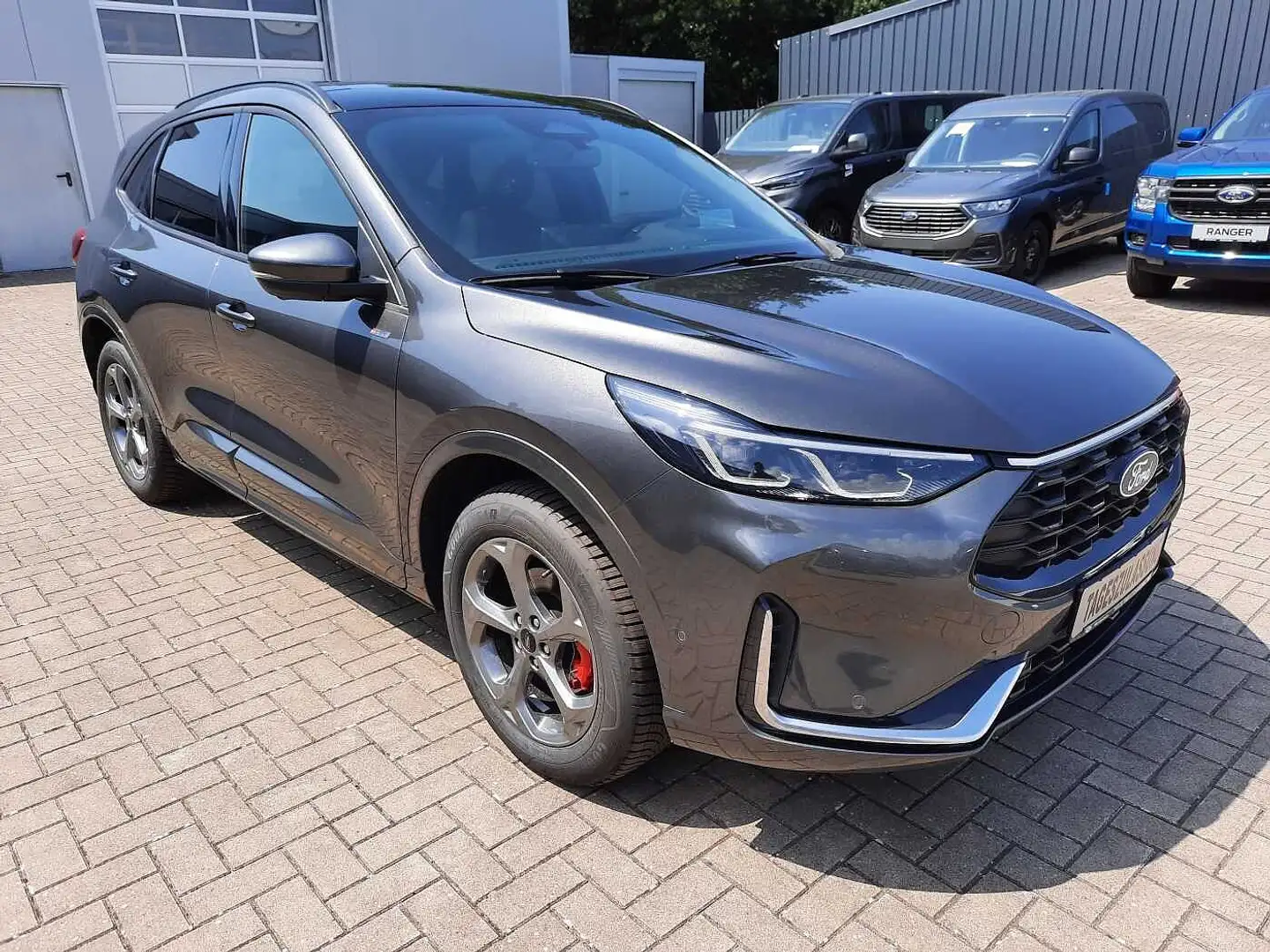 Ford Kuga Hybrid 2.5 Duratec FHEV 4x4 ST-LINE X Grau - 2