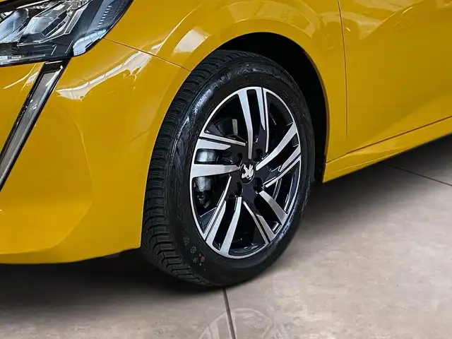 Peugeot 208 view 15