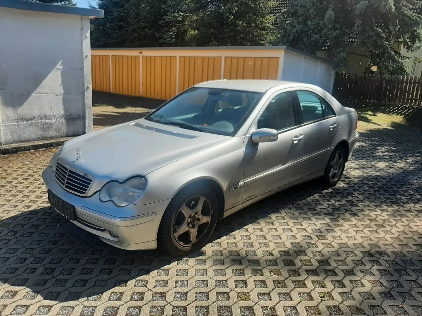 Mercedes-Benz C 180 AVANTGARDE Срібний - 1
