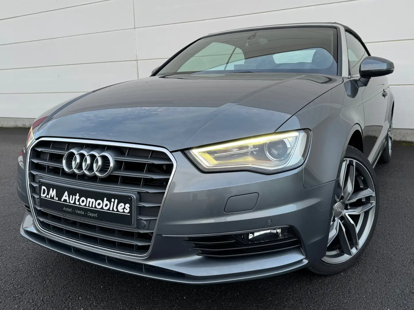 Audi A3 Cabriolet 2.0 TDI - Cuir - Led - 1an de Garantie* Gris - 1