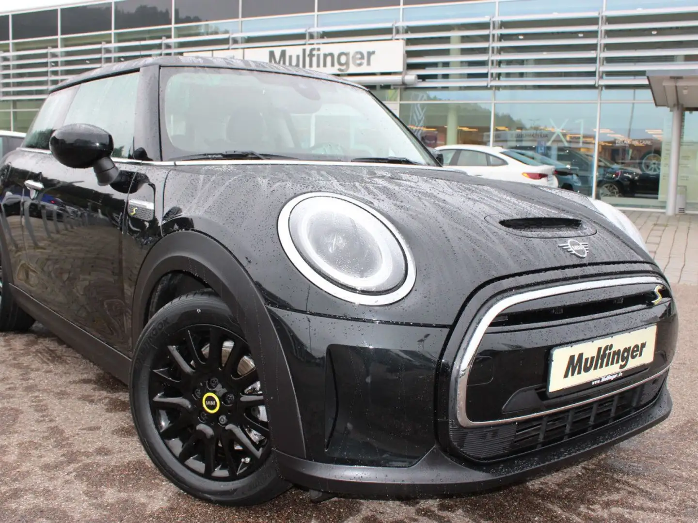 MINI Cooper SE Classic Trim Navi LED Apple Wärmepumpe Schwarz - 2
