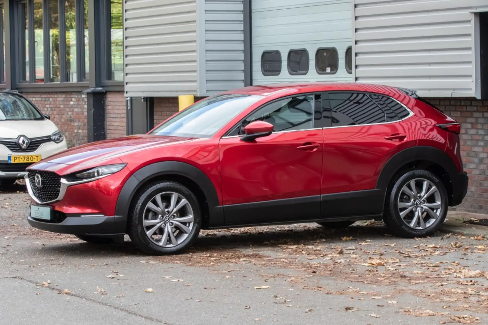 Mazda CX-30 2.0 E-SkyActiv-G Rood - 2