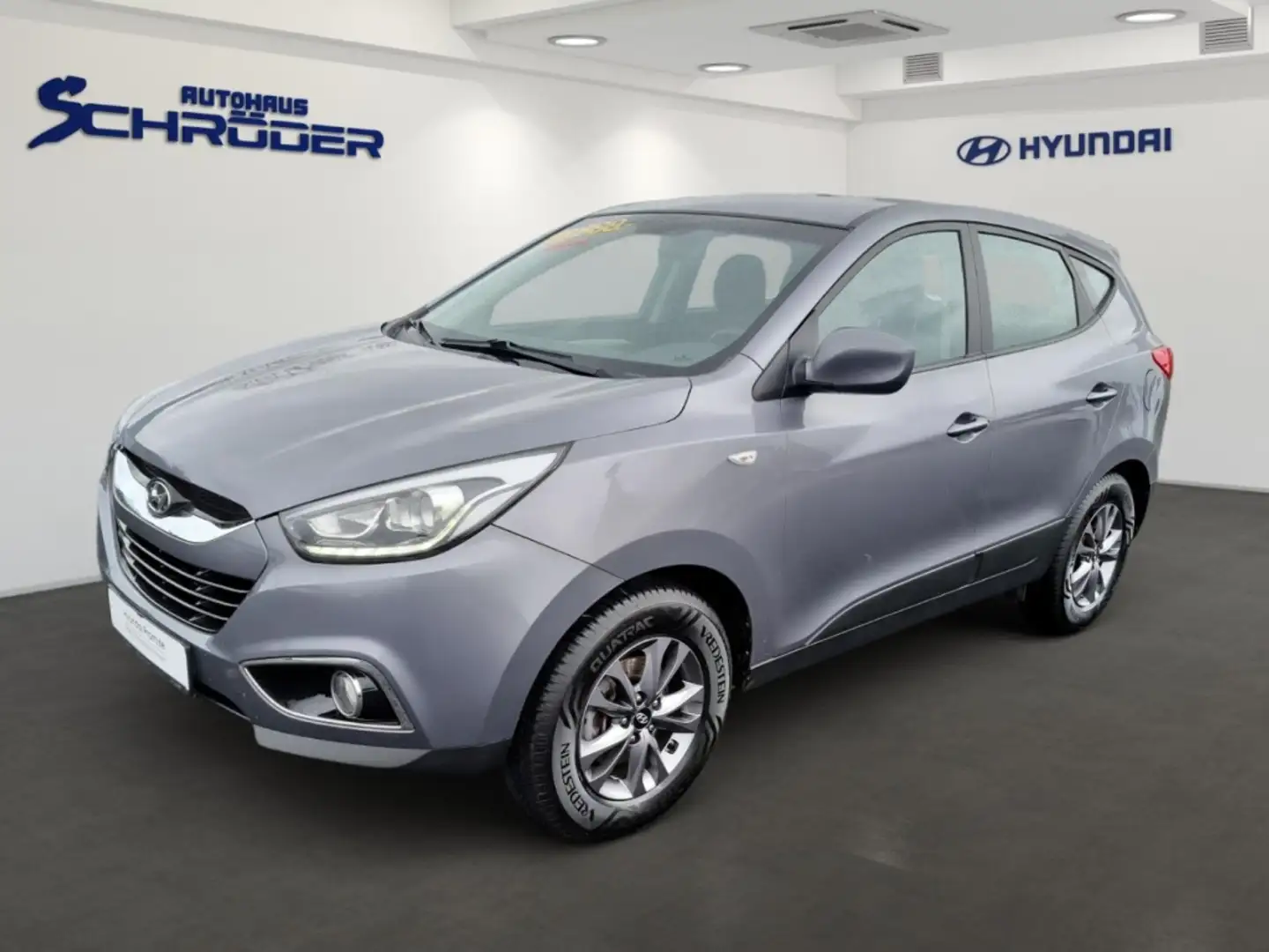 Hyundai iX35 FL 1.7 CRDi Classic FIFA World AHK+KLIMA+HU/AU Gris - 1