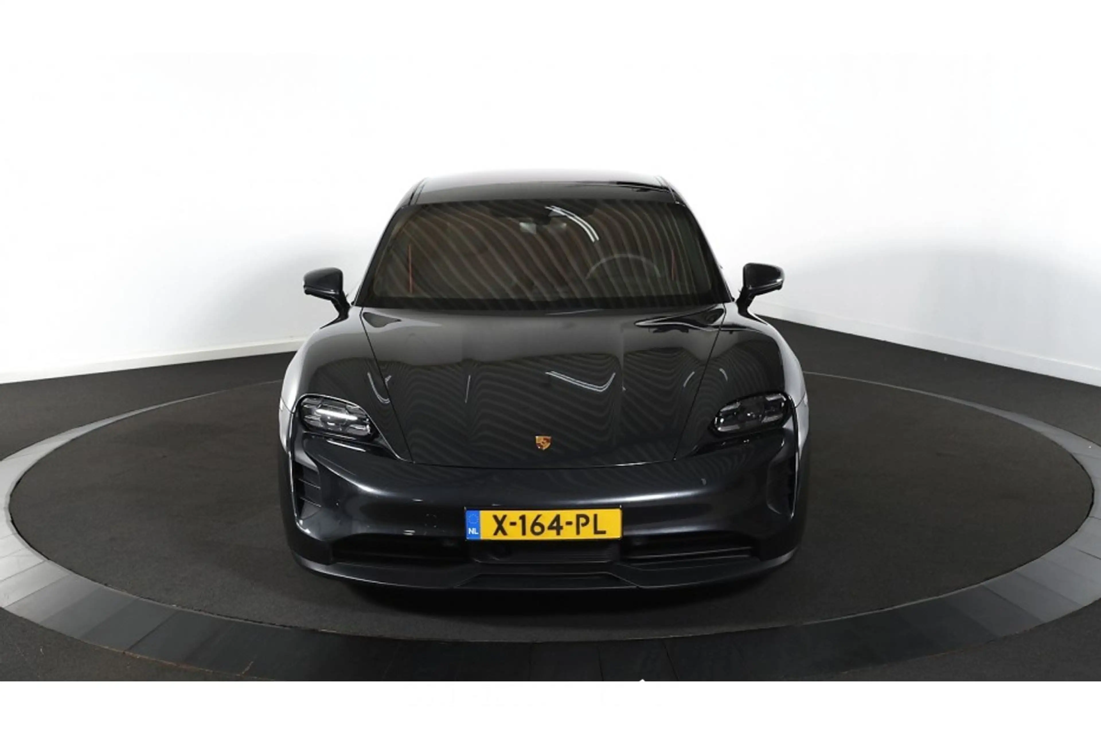 Porsche Taycan GTS 93 kWh 600 PK !! — photo 4