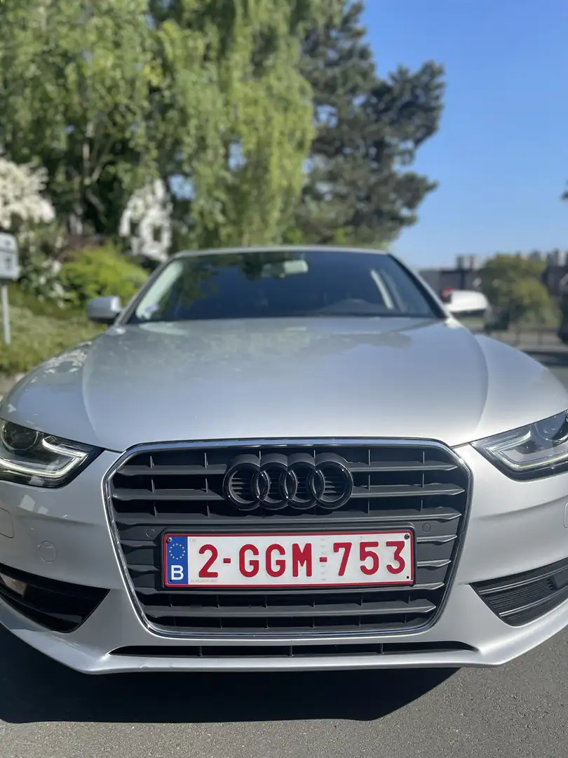 Audi A4 - 1