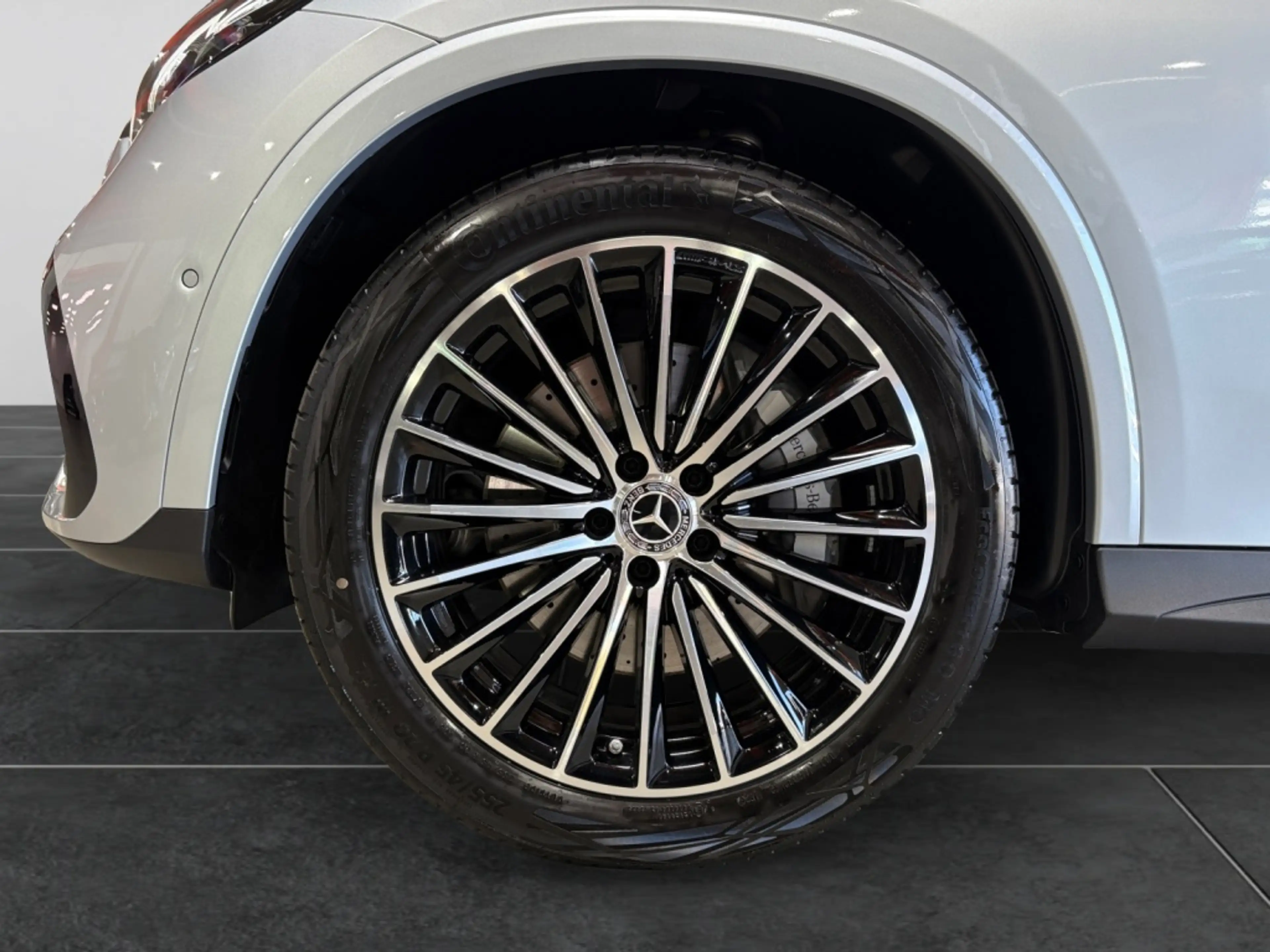 Mercedes-Benz GLC 220 d 4MATIC AMG|AMBIENTE|MBUX|SHZ|DIGILI|LM — photo 15