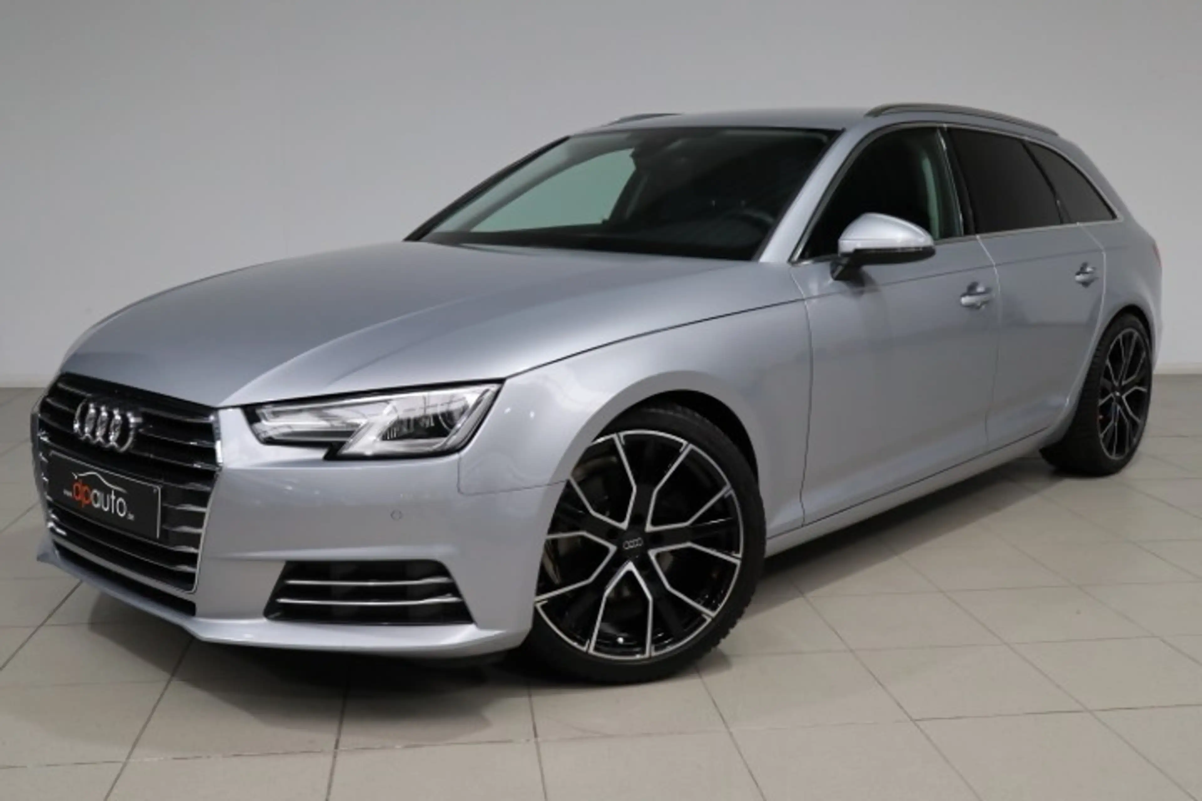 Audi A4 A4 Avant 2.0 TDi S tronic — photo 4