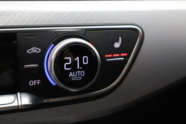 Audi A4 view 15